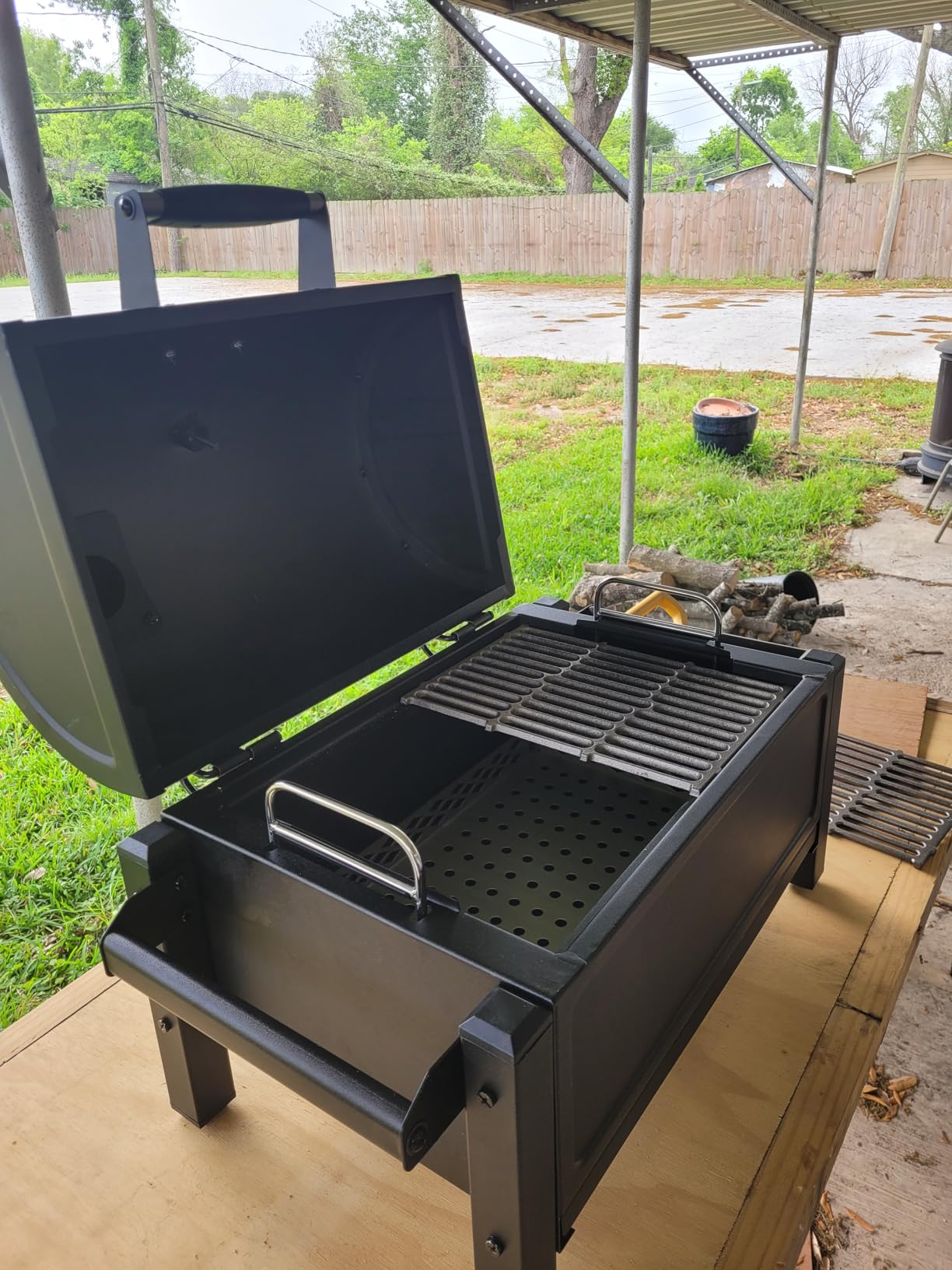 Oklahoma Joe's Rambler Portable Charcoal Grill with 218 sq. in. Cooking Area in Black customer photo 2