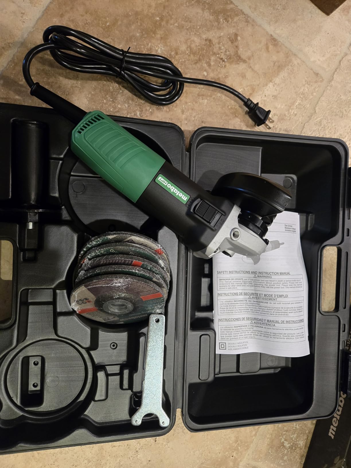Metabo HPT 4-1/2-Inch Angle Grinder, Includes 5 Grinding Wheels & Hard Case, 6.2-Amp Motor, Compact & Lightweight, G12SR4 customer photo 1