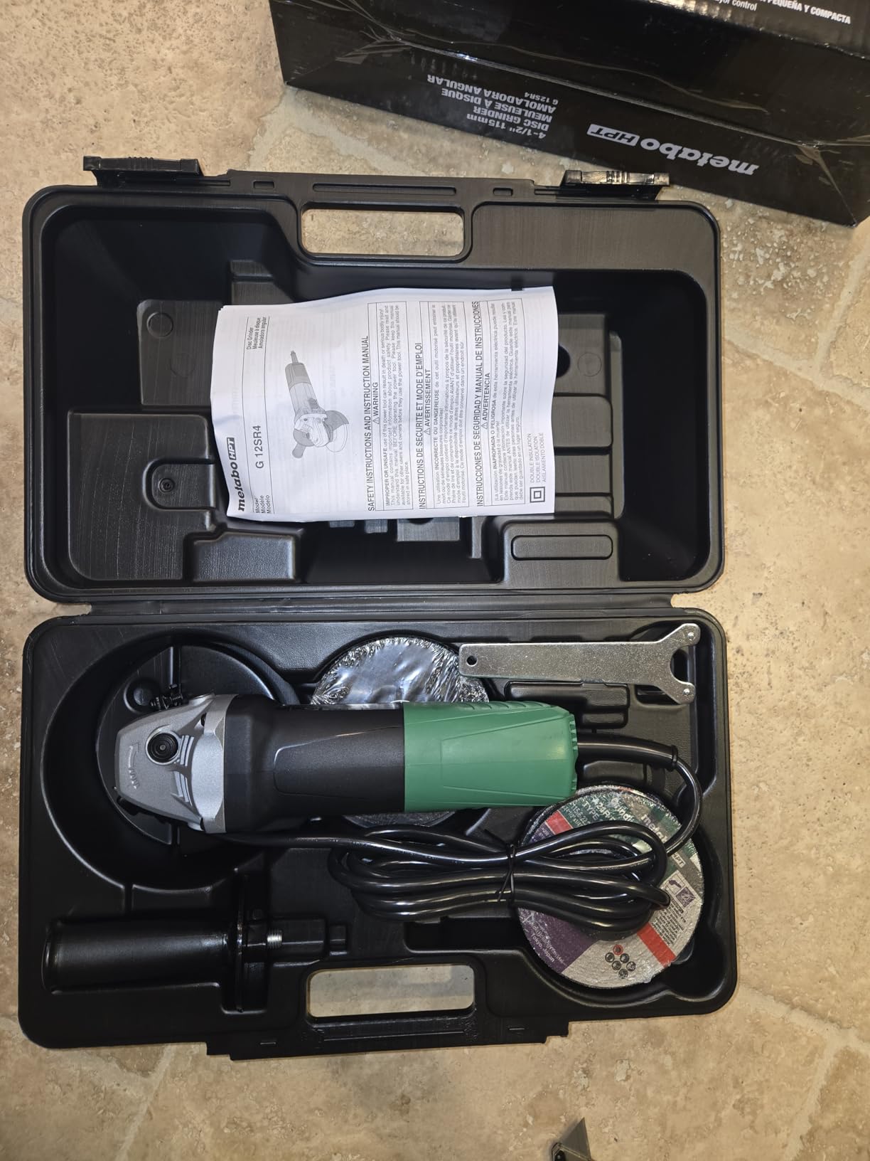 Metabo HPT 4-1/2-Inch Angle Grinder, Includes 5 Grinding Wheels & Hard Case, 6.2-Amp Motor, Compact & Lightweight, G12SR4 customer photo 2