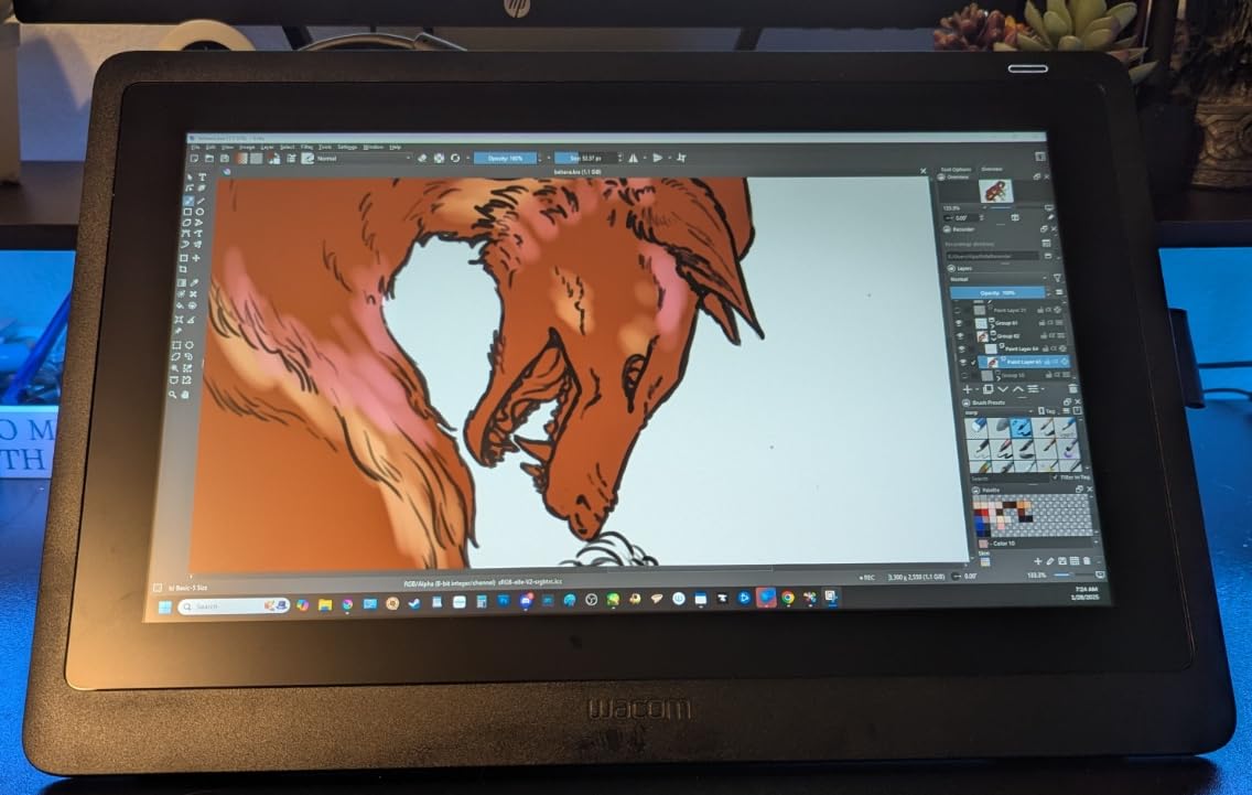 Wacom Cintiq 16 Drawing Tablet with Screen - 15.4