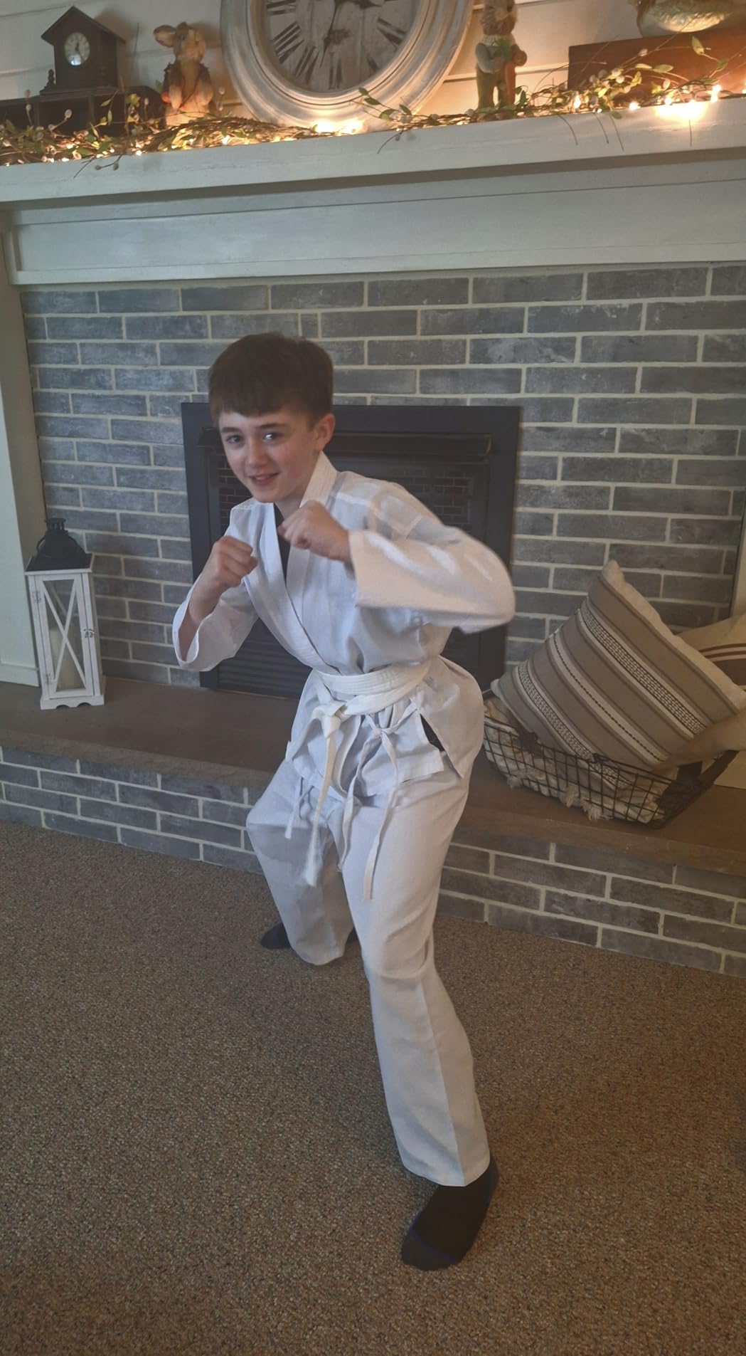 NAMAZU Karate Uniform for Kids and Adult, Lightweight Karate Gi Student Uniform with Belt for Martial Arts training - White customer photo 1