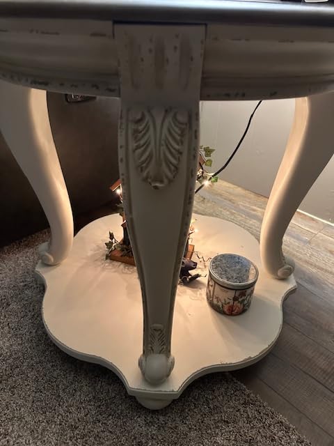 Signature Design by Ashley Realyn Round End Table, Cottage-Style Side Table with Antiqued Two-Tone Finish, Wood & Veneer Construction for Living Room or Bedroom, White/Brown customer photo 1