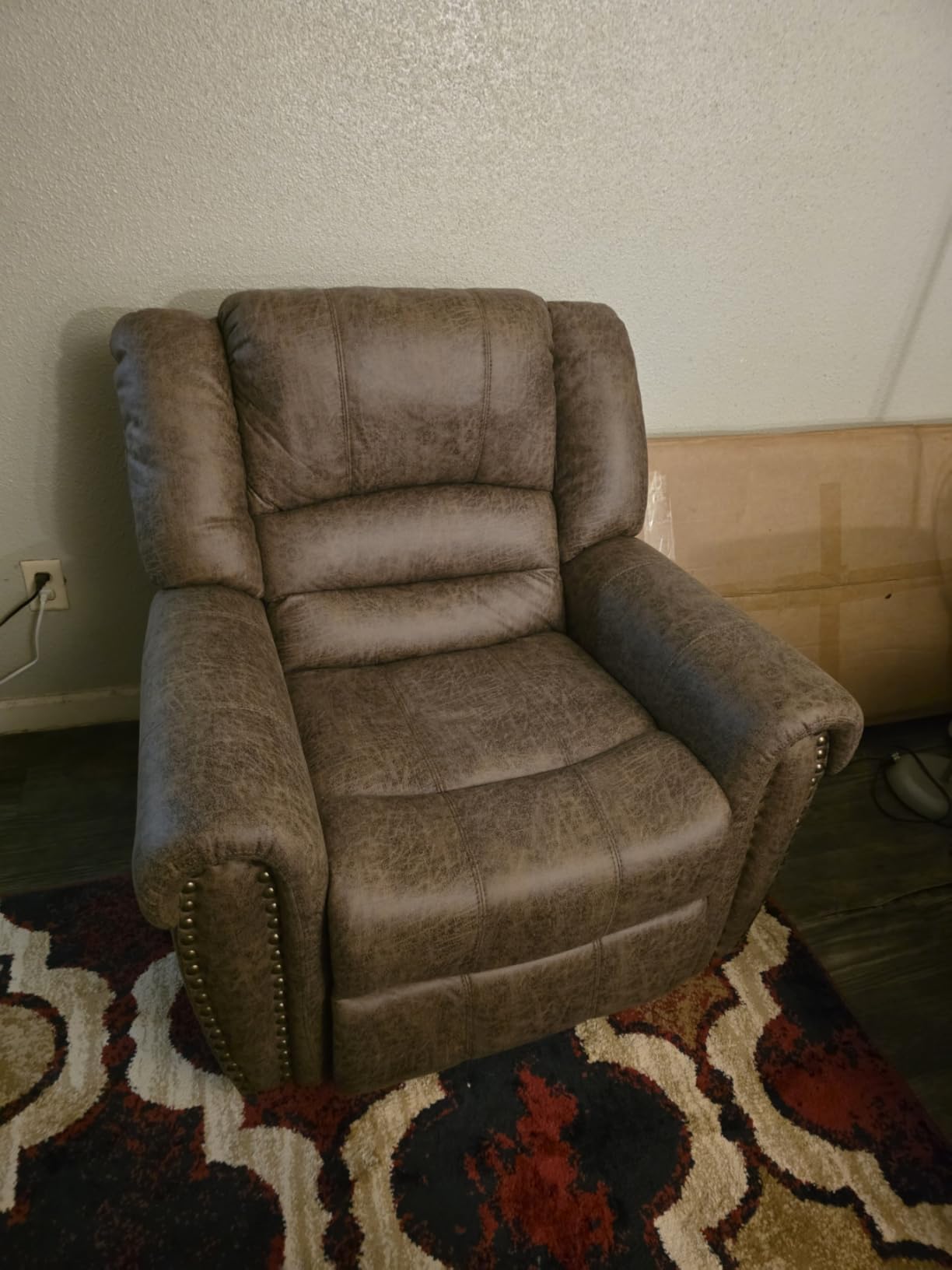 CANMOV Leather Recliner Chair, Classic and Traditional Manual Recliner Chair with Comfortable Arms and Back Single Sofa for Living Room, Nut Brown customer photo 2