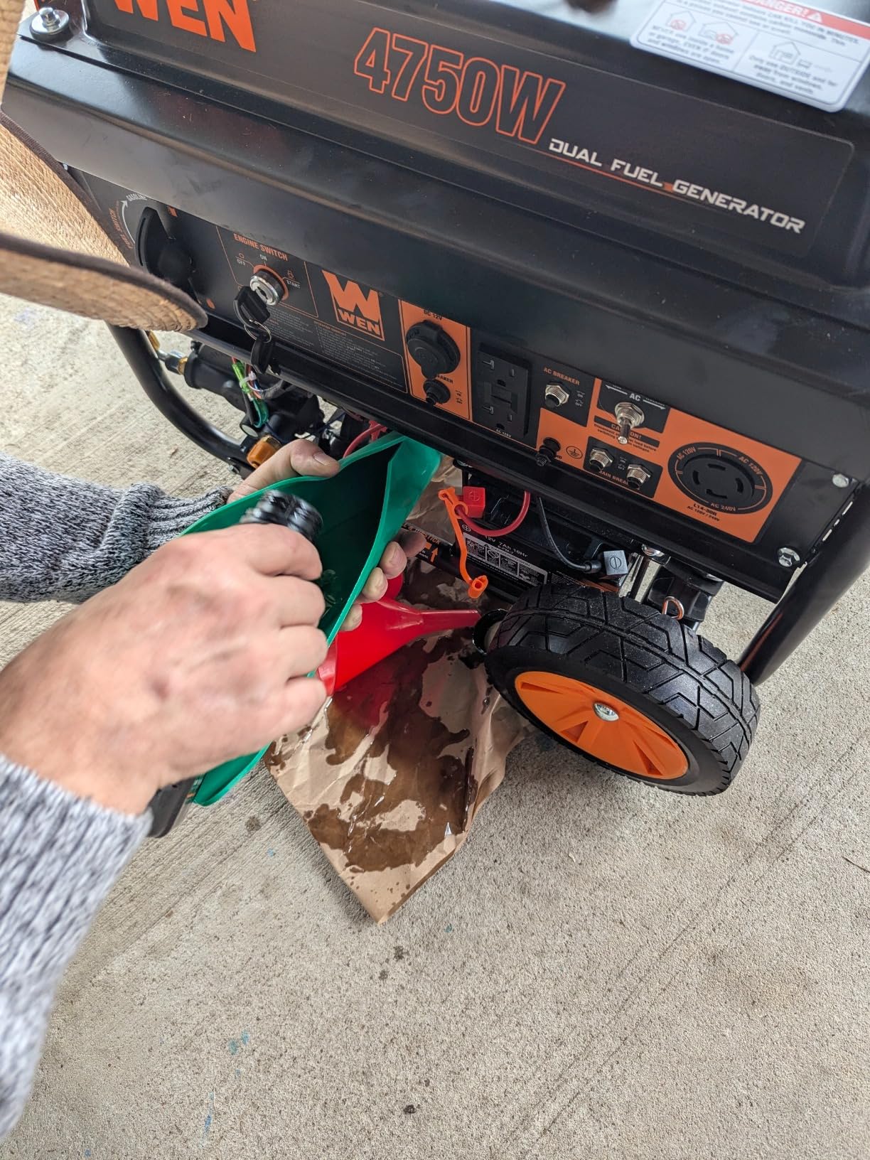 WEN 4,750-Watt 120V/240V Dual Fuel Portable Generator with Wheel Kit and Electric Start (DF475T) customer photo 2