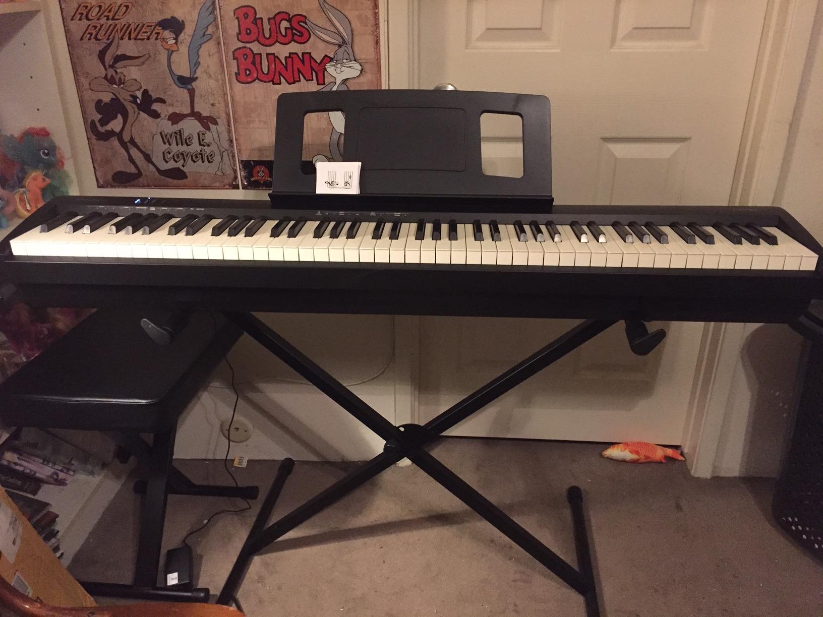 Roland FP-10 | Compact 88-Note Digital Piano | SuperNATURAL Piano Tones | Authentic Acoustic Feel Keyboard | Bluetooth & MIDI Connectivity customer photo 2