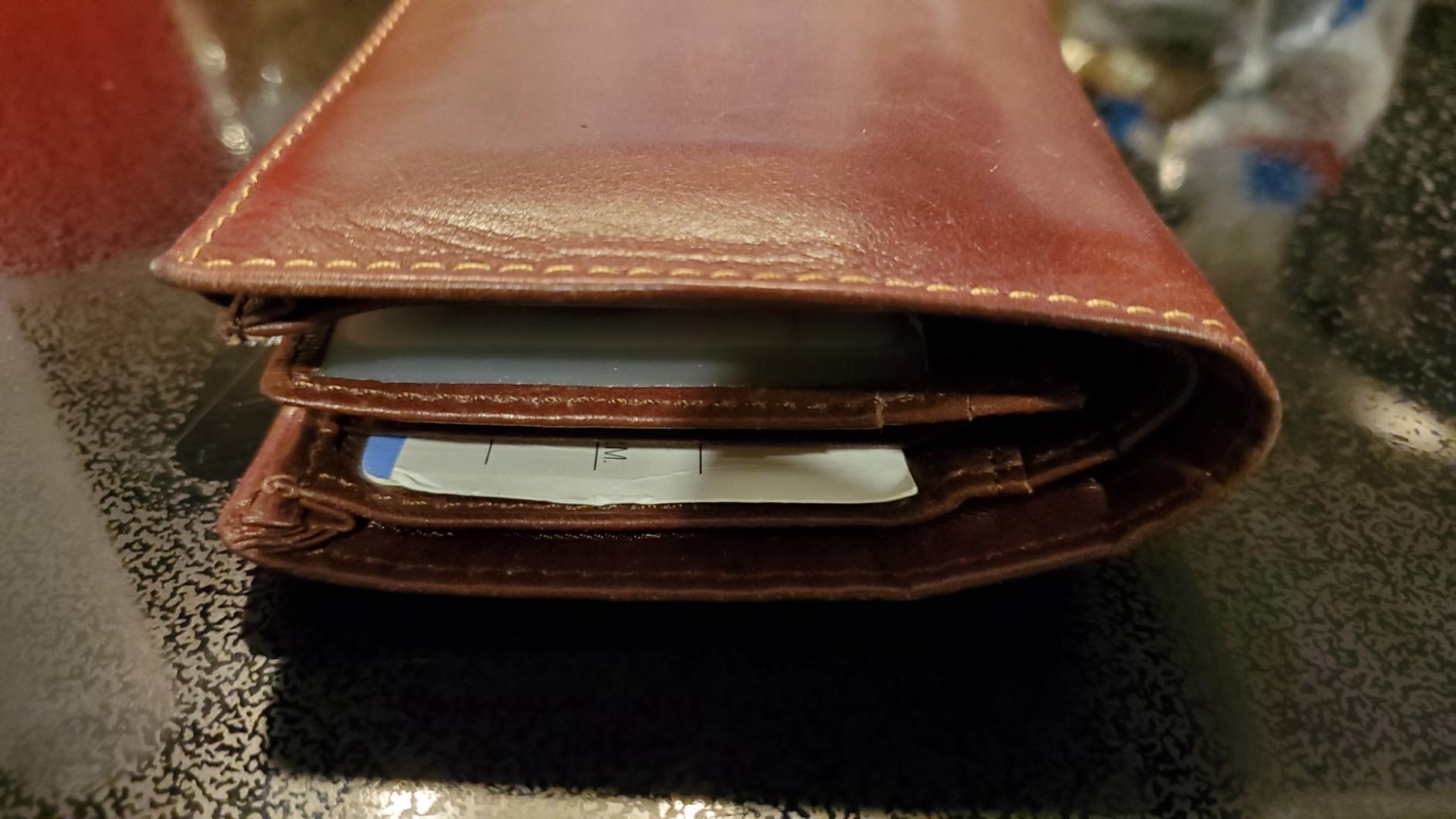BULLCAPTAIN Large Capacity Genuine Leather Bifold Wallet/Credit Card Holder for Men with 15 Card Slots QB-027 customer photo 2
