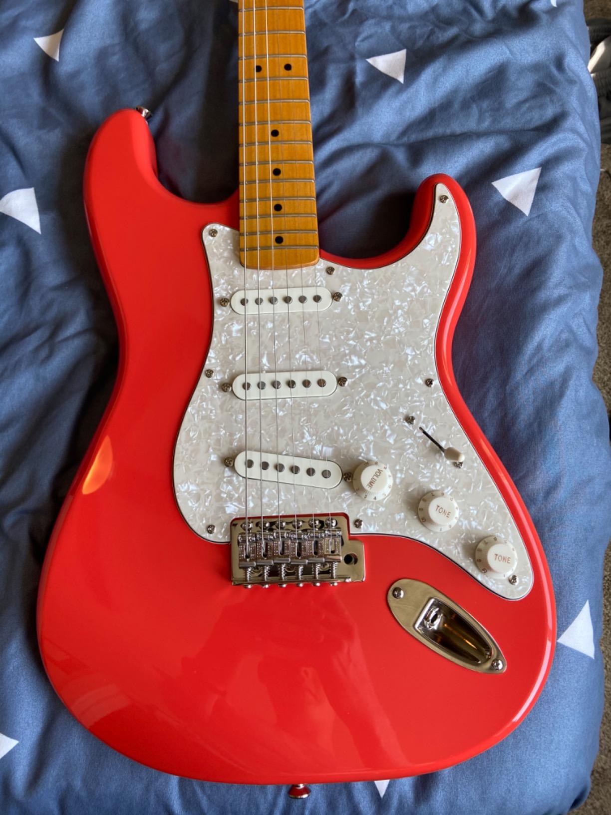 Squier Classic Vibe 70s Stratocaster Electric Guitar, with 2-Year Warranty, Walnut, Laurel Fingerboard customer photo 1