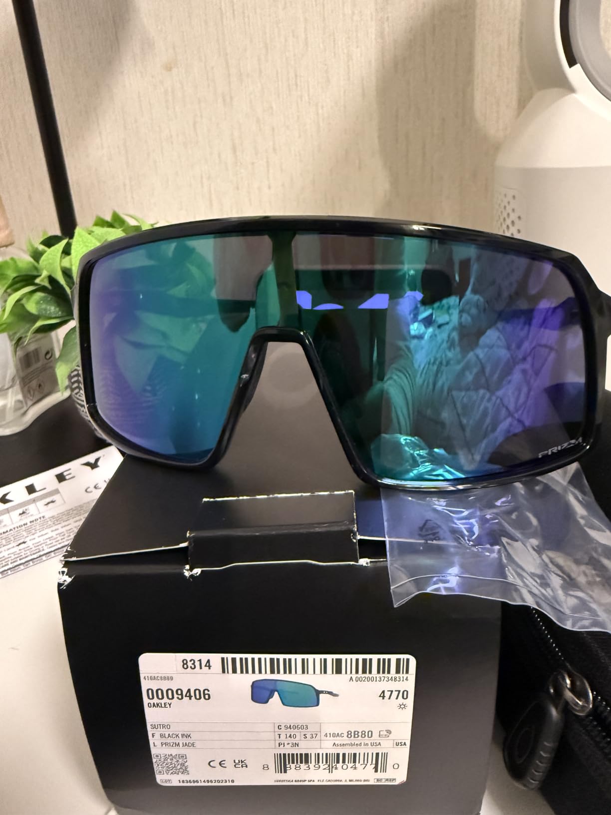 Oakley Mens OO9406 Sutro Rectangular Sunglasses customer photo 1