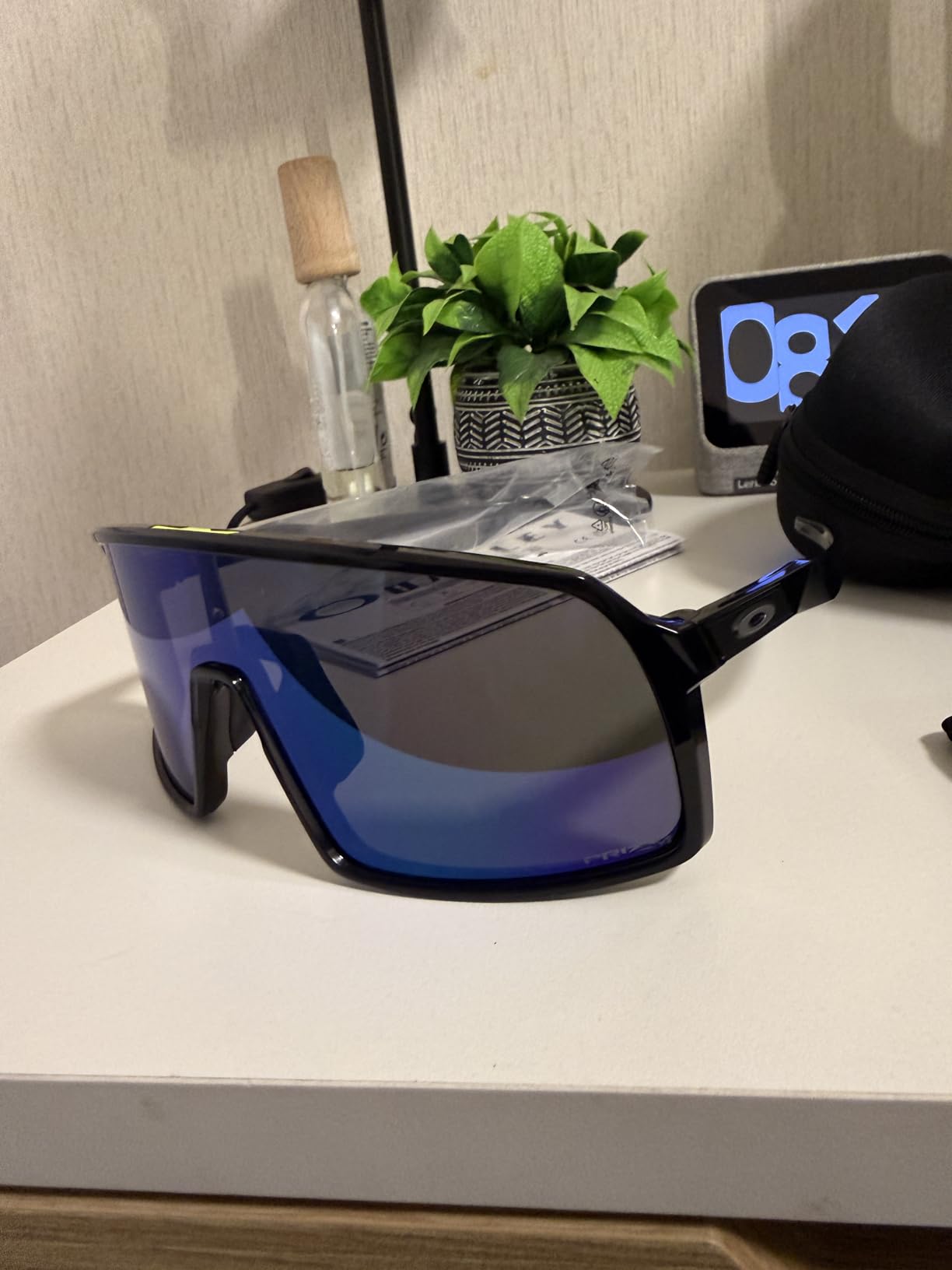 Oakley Mens OO9406 Sutro Rectangular Sunglasses customer photo 2