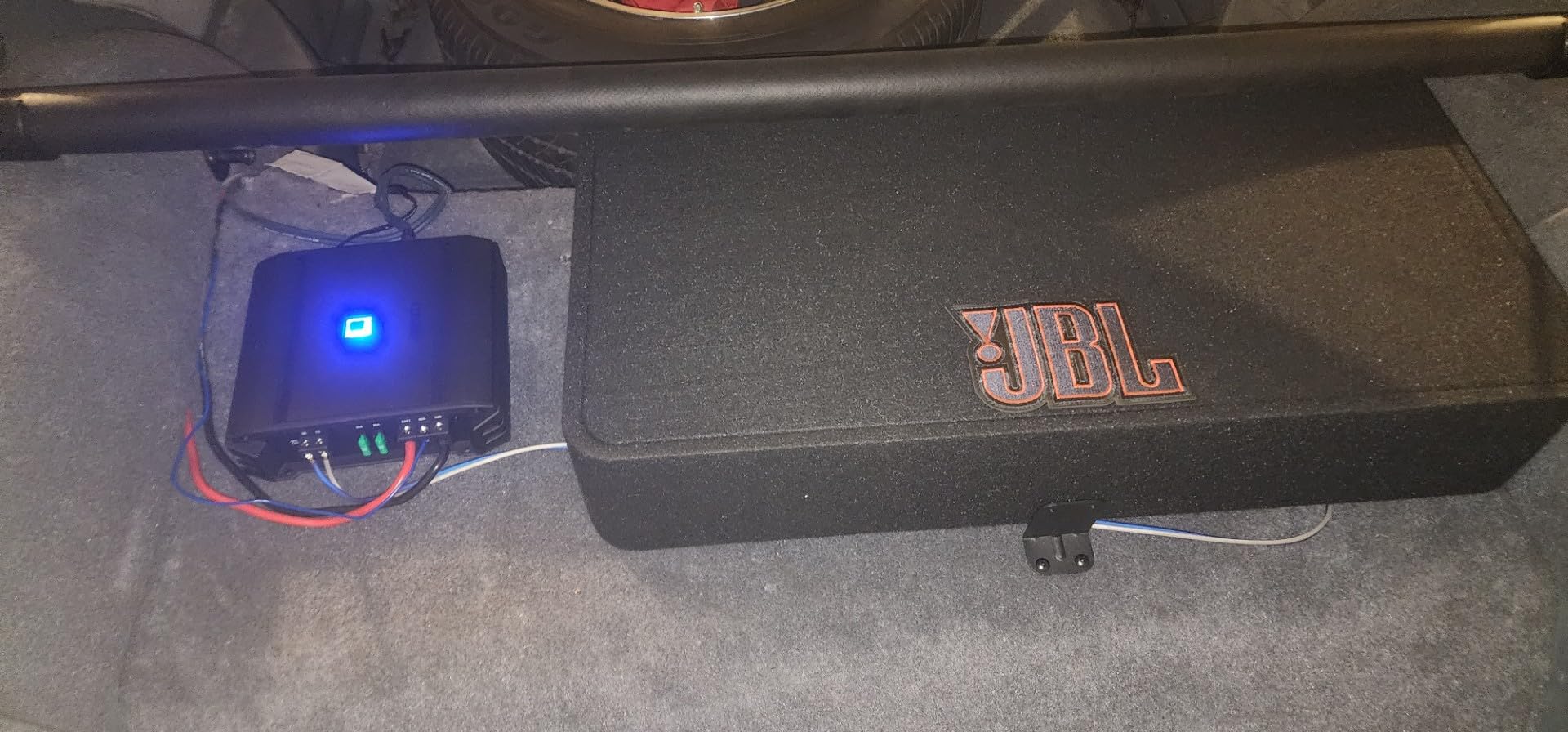 Alpine S-A60M, S Series Class D Monoblock Subwoofer Amplifier, 600 Watts customer photo 2