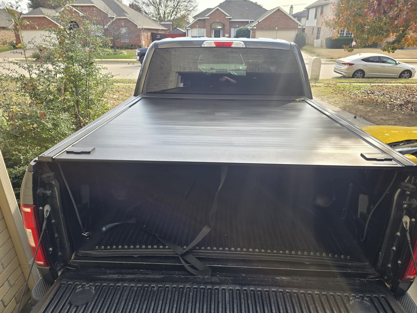 Syneticusa MB Retractable Tonneau Cover | 2004-2026 Ford F-150 5.5ft Short Bed (67