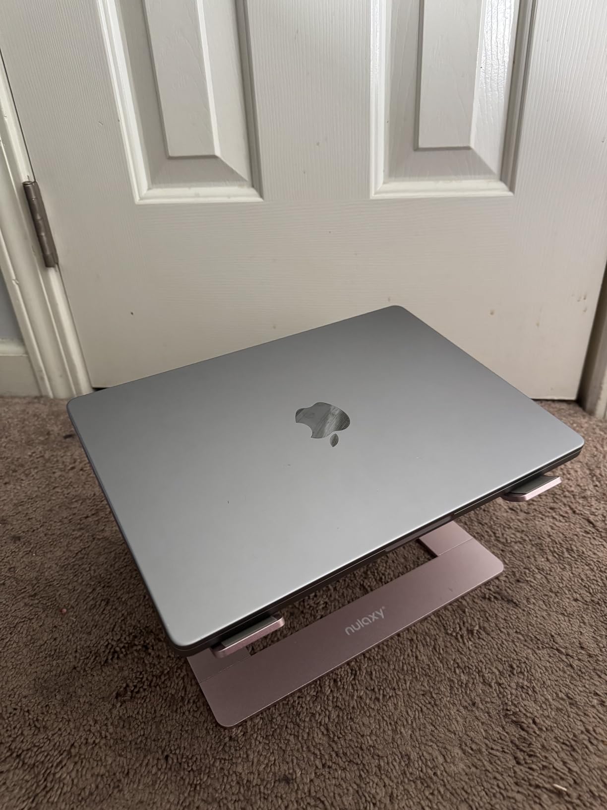 Nulaxy All-Aluminum Laptop Stand for Desk, Ergonomic Detachable Ventilated Cooling Computer Riser, Anti-Slip Design Notebook Holder Compatible with All 10-16