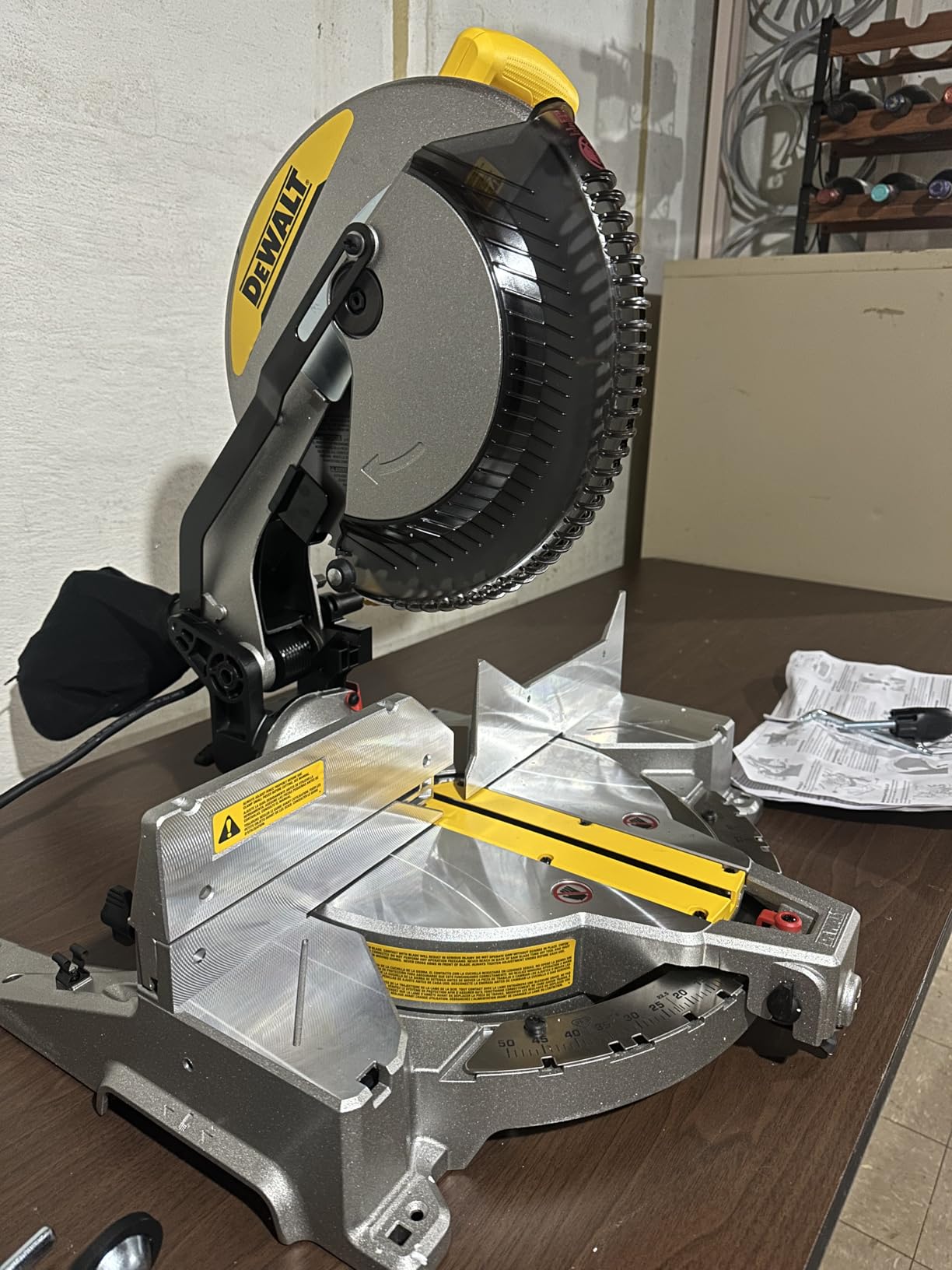 DEWALT 12-Inch Miter Saw, 15-Amp, Single Bevel, Compound (DWS715) customer photo 1
