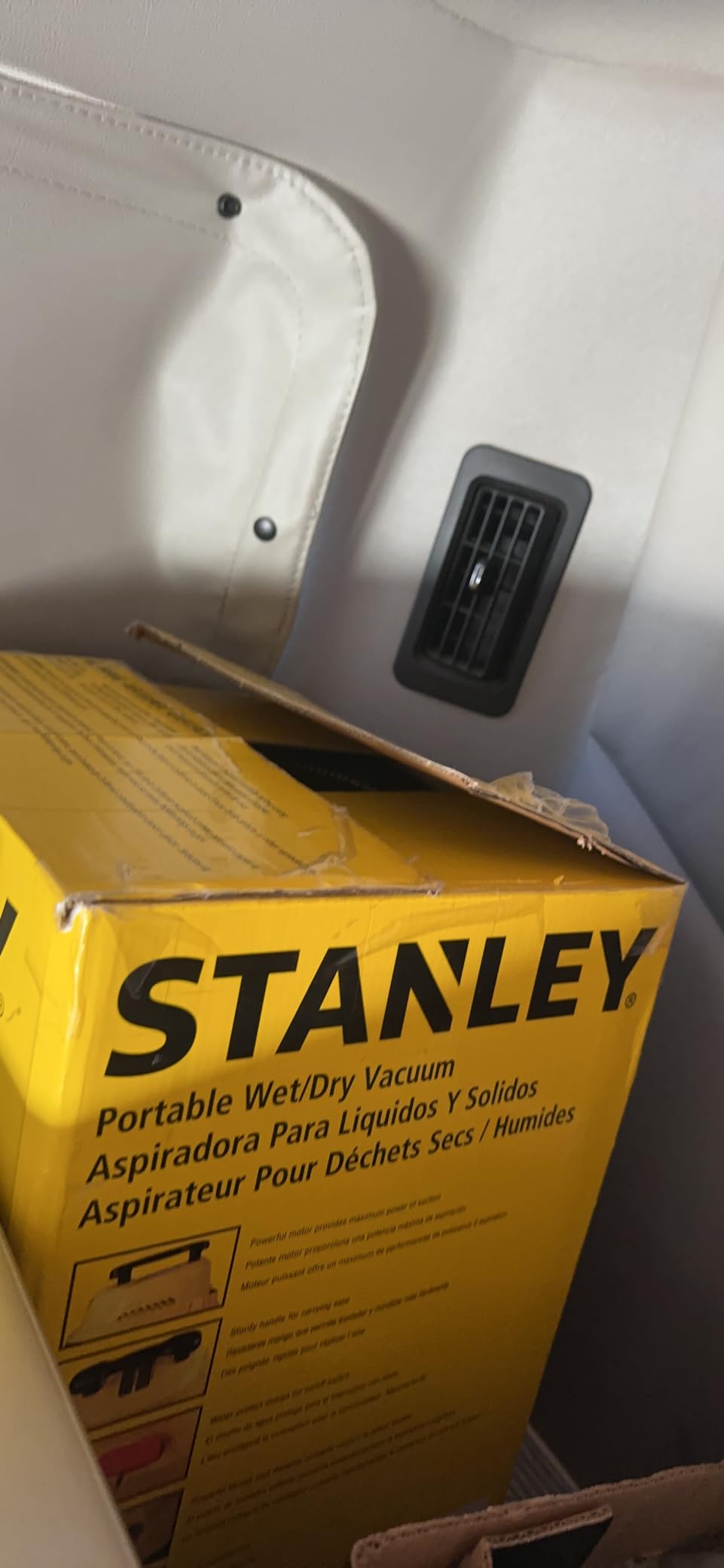 Stanley 3 Gallon Wet Dry Vacuum, 3 Peak HP Poly Shop Vac customer photo 1