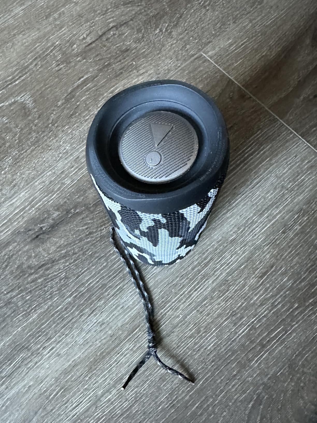 JBL FLIP 5, Waterproof Portable Bluetooth Speaker, Black, Small customer photo 1
