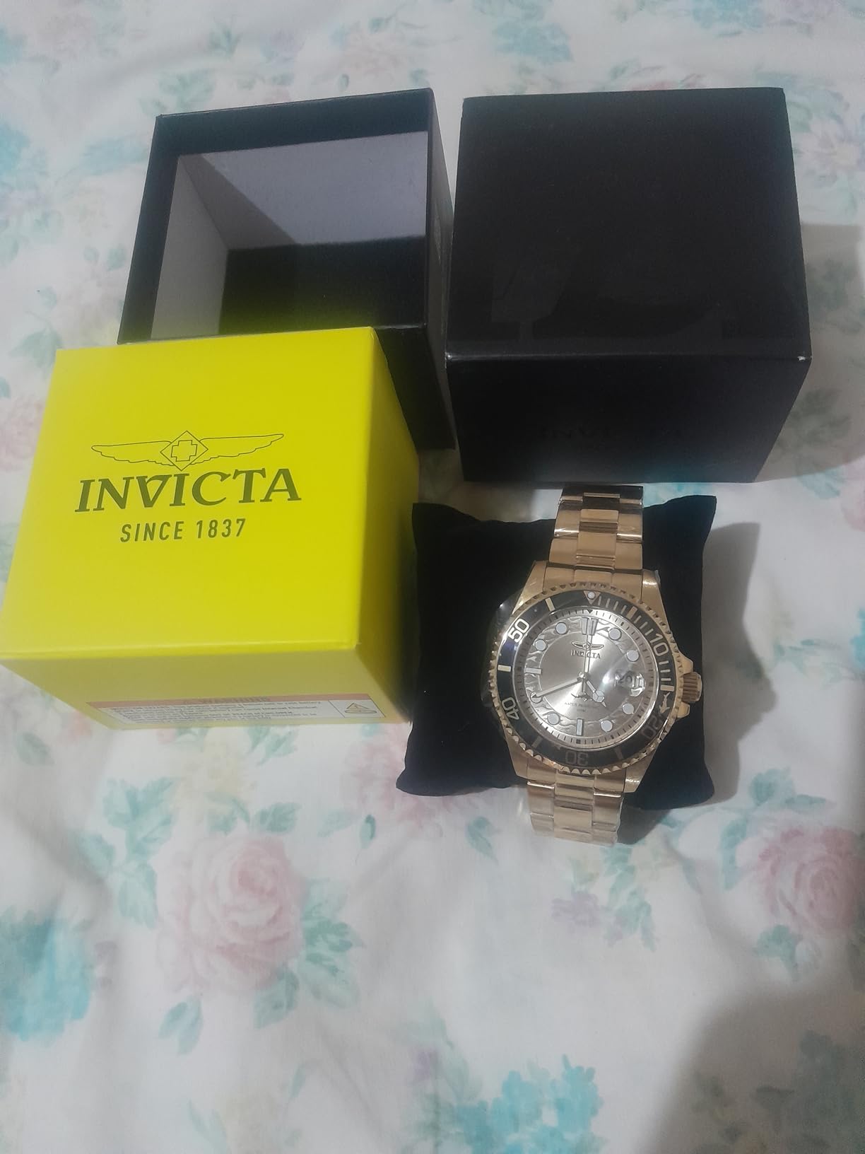 Invicta Men's Pro Diver Quartz Watch customer photo 2