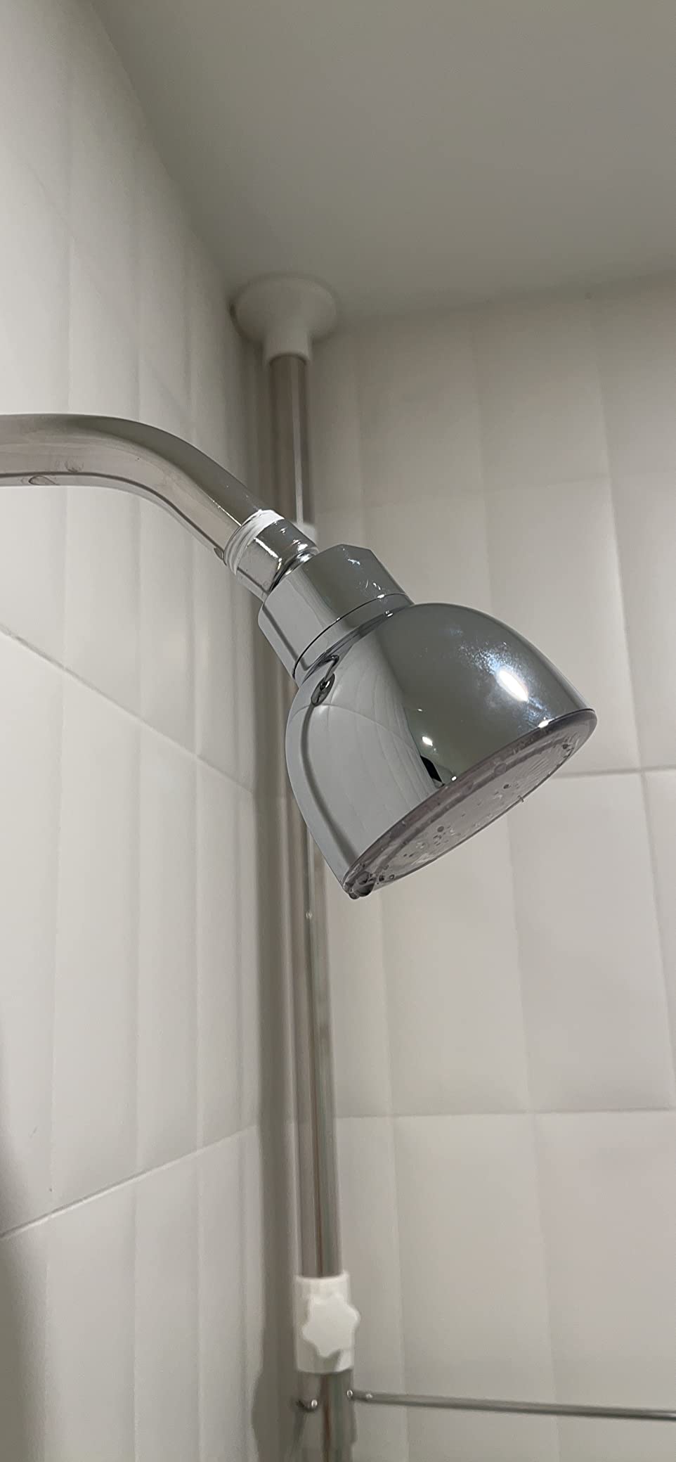 LED Shower Head, Shower Head with Light, 7 Color Flash Light Automatically Changing LED Fixed Showerhead for Bathroom Adjustable High Pressure Rain Shower Head Light up for Kid Adult Easy Installation customer photo 2
