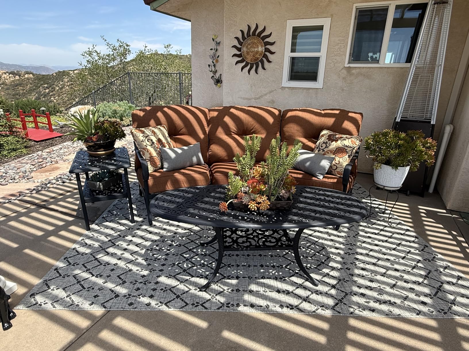 JONATHAN Y Moroccan Geometric Indoor Outdoor Area Rug 8'x10' Natural/Black, Ourika Textured Weave for Backyard, Patio, Porch, Easy-Cleaning, High Traffic, Pet-Friendly, Non-Shedding customer photo 1