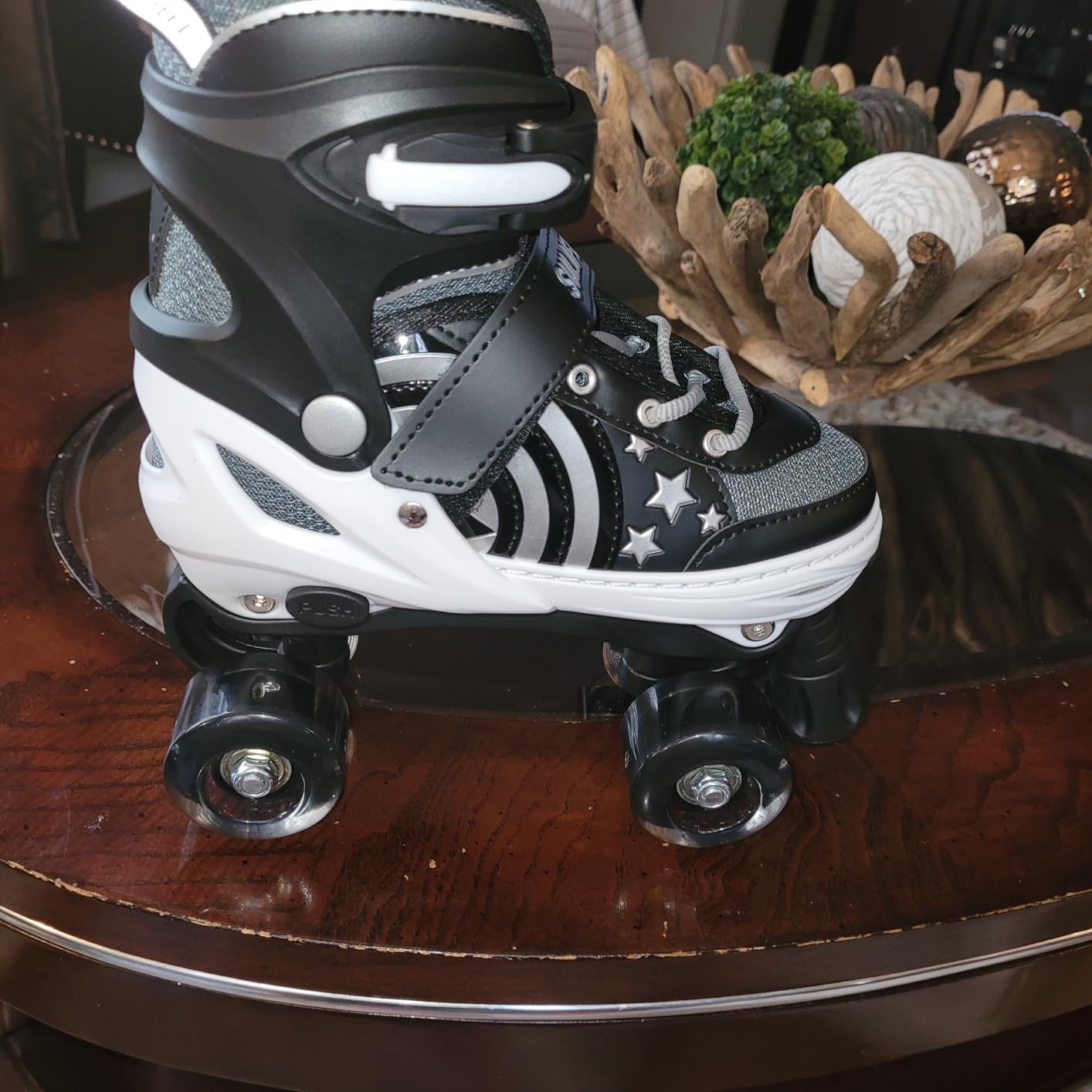 SULIFEEL Rainbow Unicorn 4 Size Adjustable Roller Skates for Girls Boys for Kids Ages 3-5 5-8 6-12 Children Skates Indoor Outdoor customer photo 2