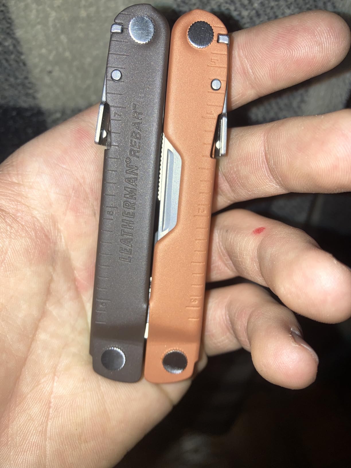 LEATHERMAN, Rebar Multitool with Premium Replaceable Wire Cutters and Saw, Coyote Tan customer photo 2