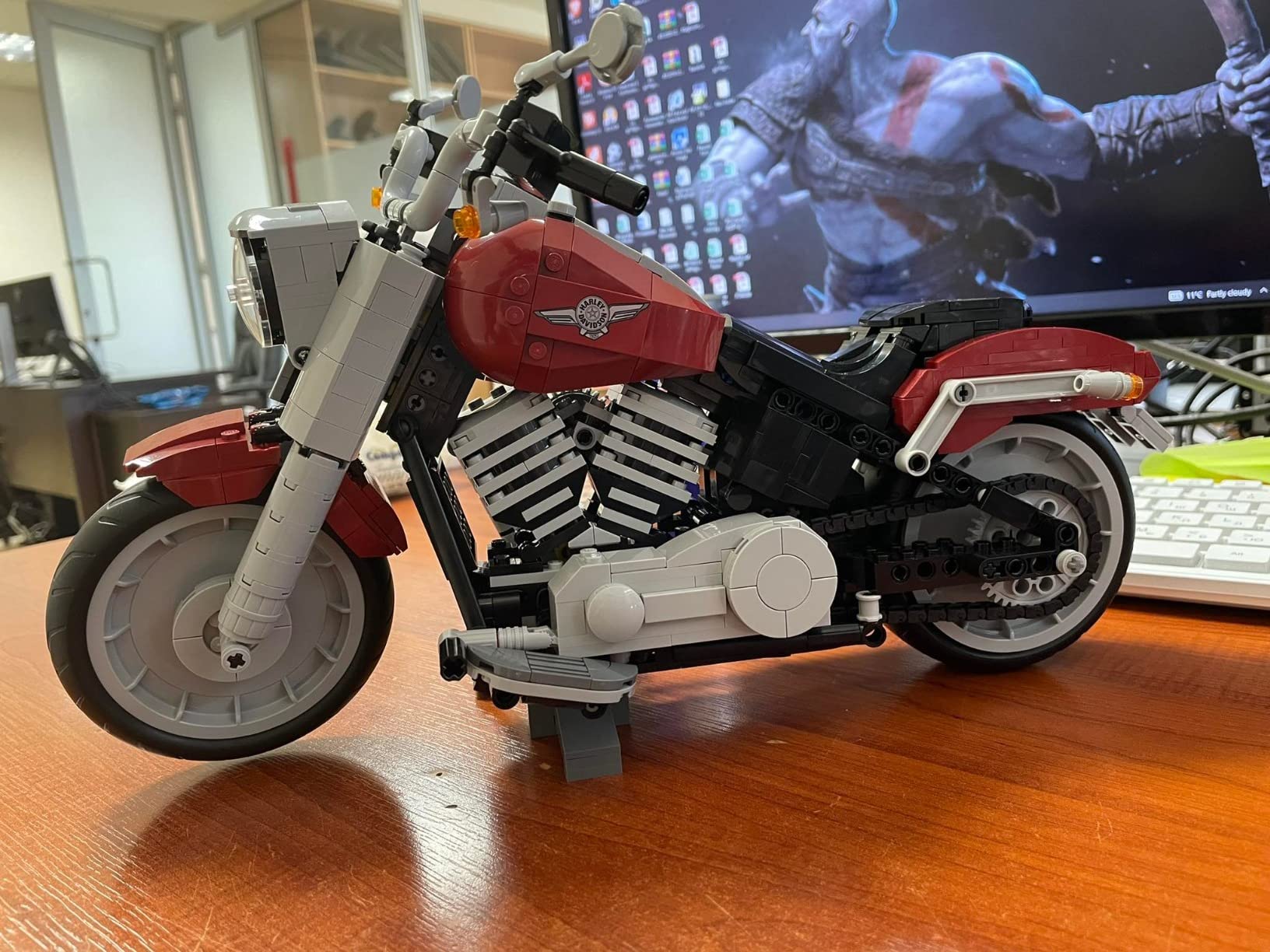 LEGO Creator Expert Harley-Davidson Fat Boy 10269 Building Kit (1,023 Pieces) customer photo 1