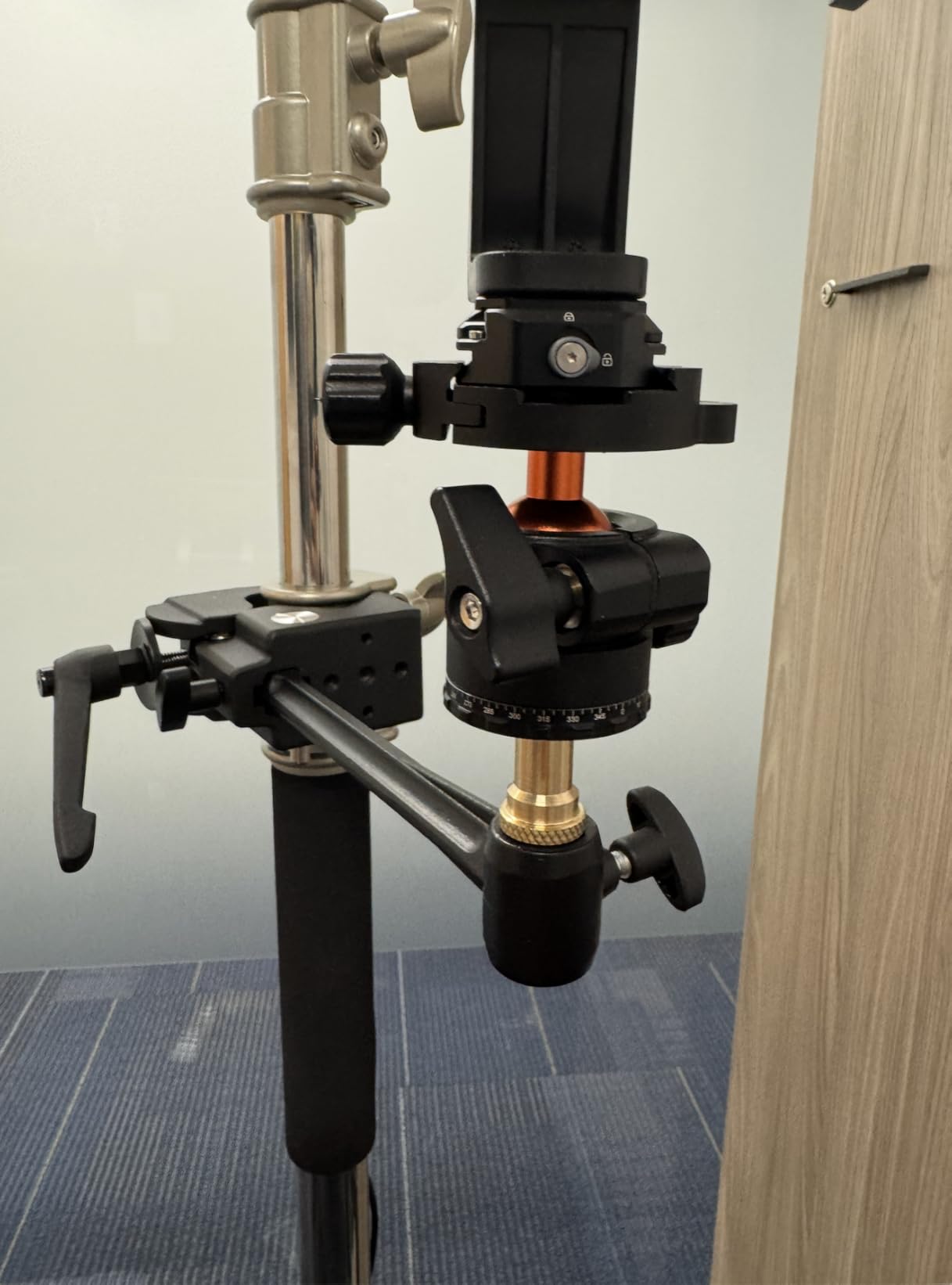 K&F Concept Professional 28mm Metal Tripod Ball Head 360 Degree Rotating Panoramic with 1/4 inch Quick Release Plate Bubble Level for Tripod Monopod Slider Camera Camcorder up to 22 pounds customer photo 1