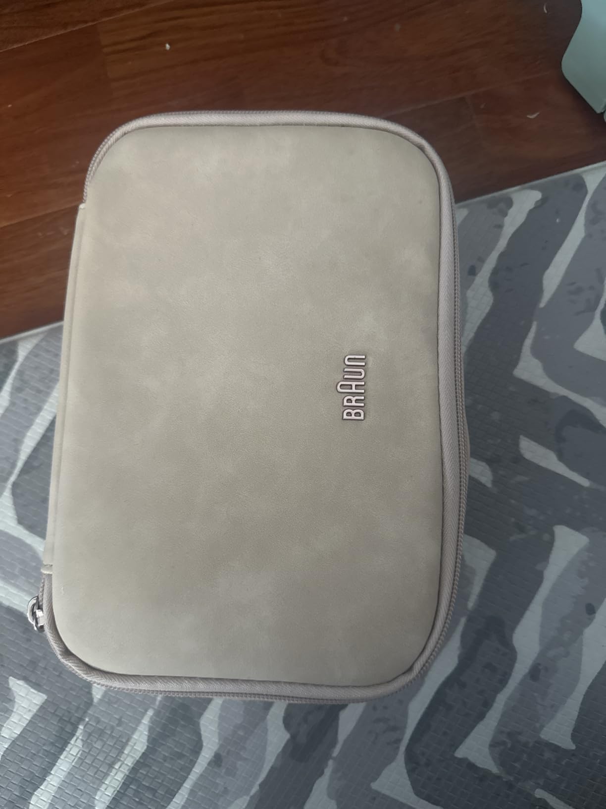 Braun IPL, Silk·Expert Pro 5, IPL Hair Removal for Women and Men, Permanent Laser Hair Reduction At-Home, 2 Heads, Pouch, IPL5137 customer photo 2