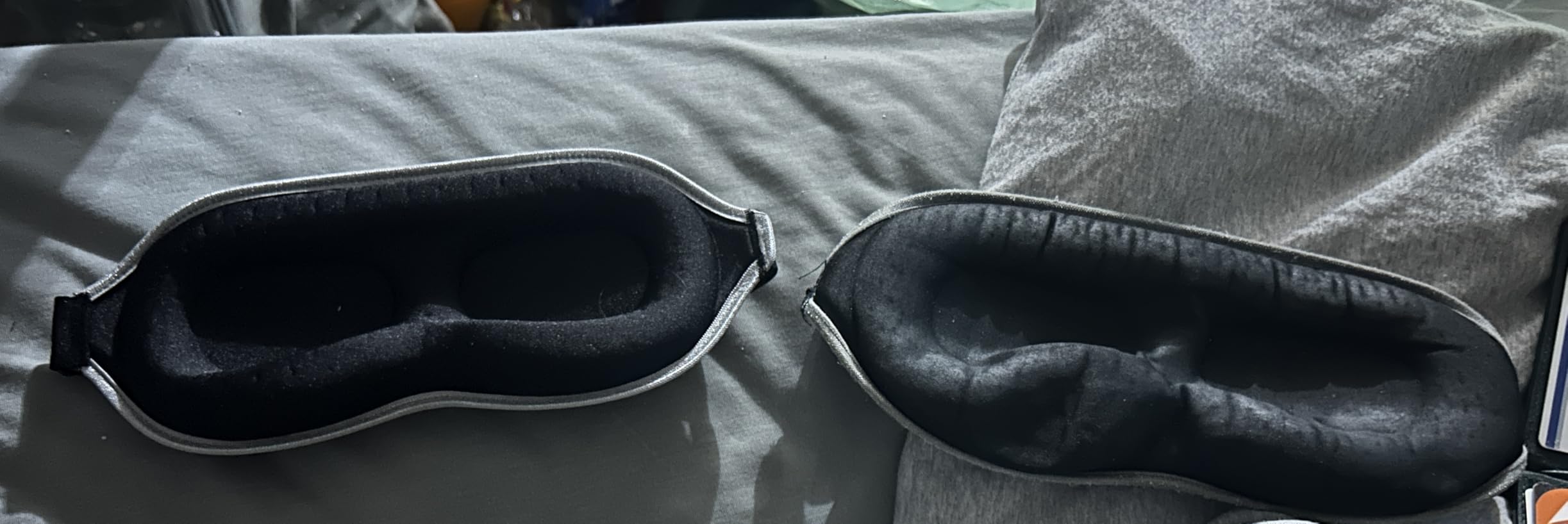 MZOO Luxury Sleep Eye Mask for Side Sleeper - Zero Eye Pressure 3D Sleeping Mask, Light Blocking Patented Design customer photo 2