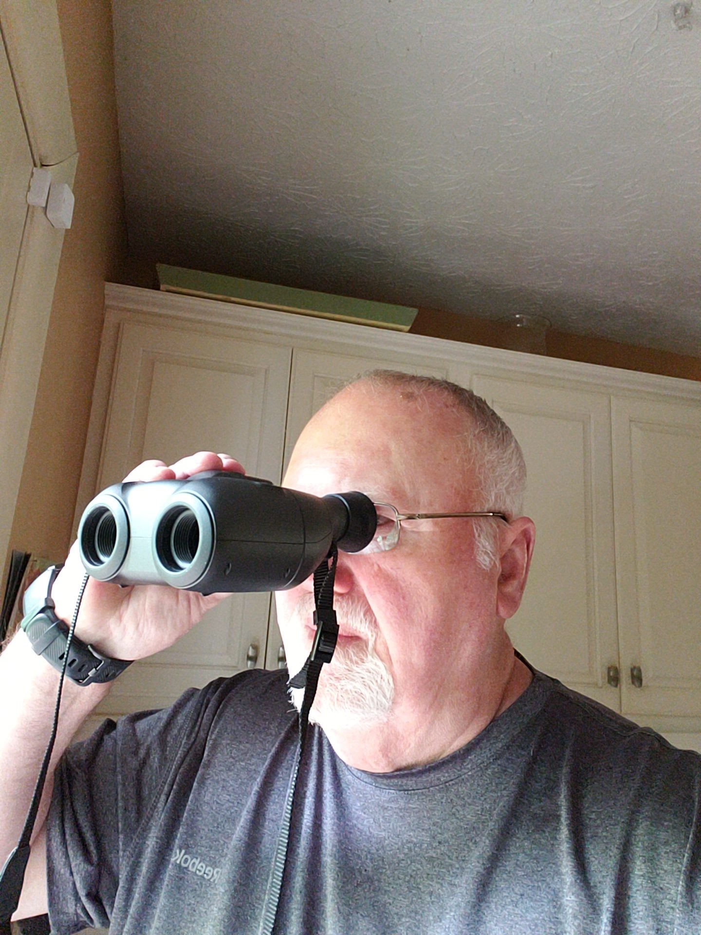 Canon Binoculars 8 x 20 IS customer photo 1