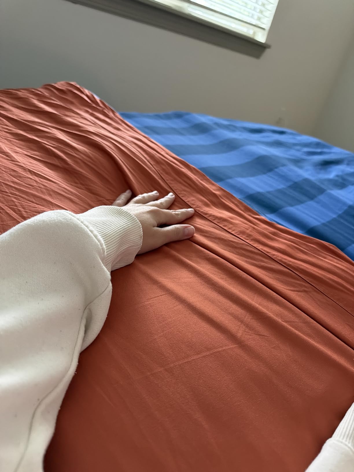 Bedsure Queen Sheet Set, Cooling Sheets for Queen Size Bed Set, Rayon Derived from Bamboo, PureWoven, Breathable & Soft, Deep Pocket Up to 16