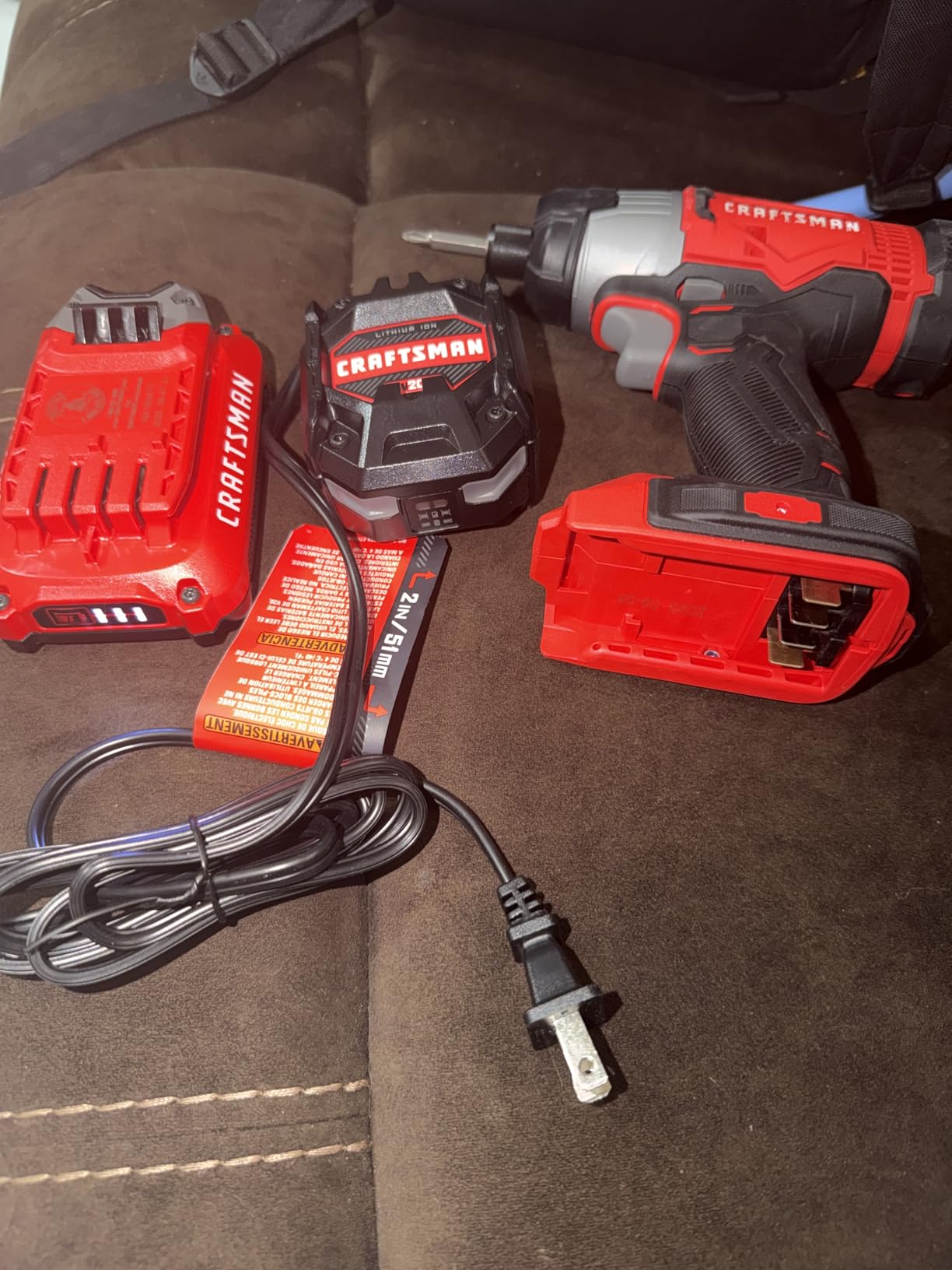 CRAFTSMAN 20V MAX Impact Driver Kit, 1/4 Inch, 2,800 RPM, LED Work light, Battery and Charger Included (CMCF800C1) customer photo 1