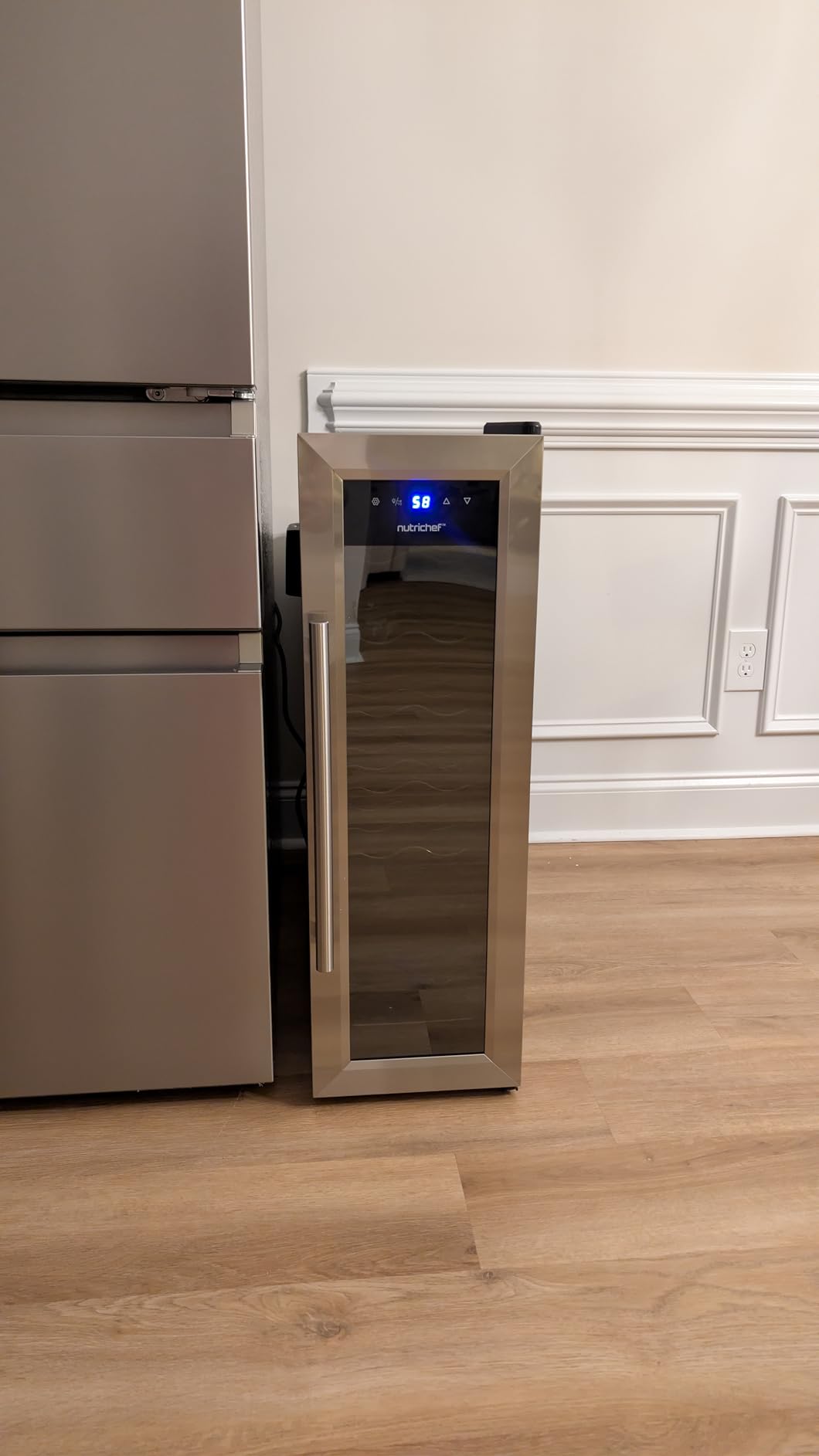 NutriChef 12 Bottle Stainless Steel Slim Wine Fridge customer photo 2