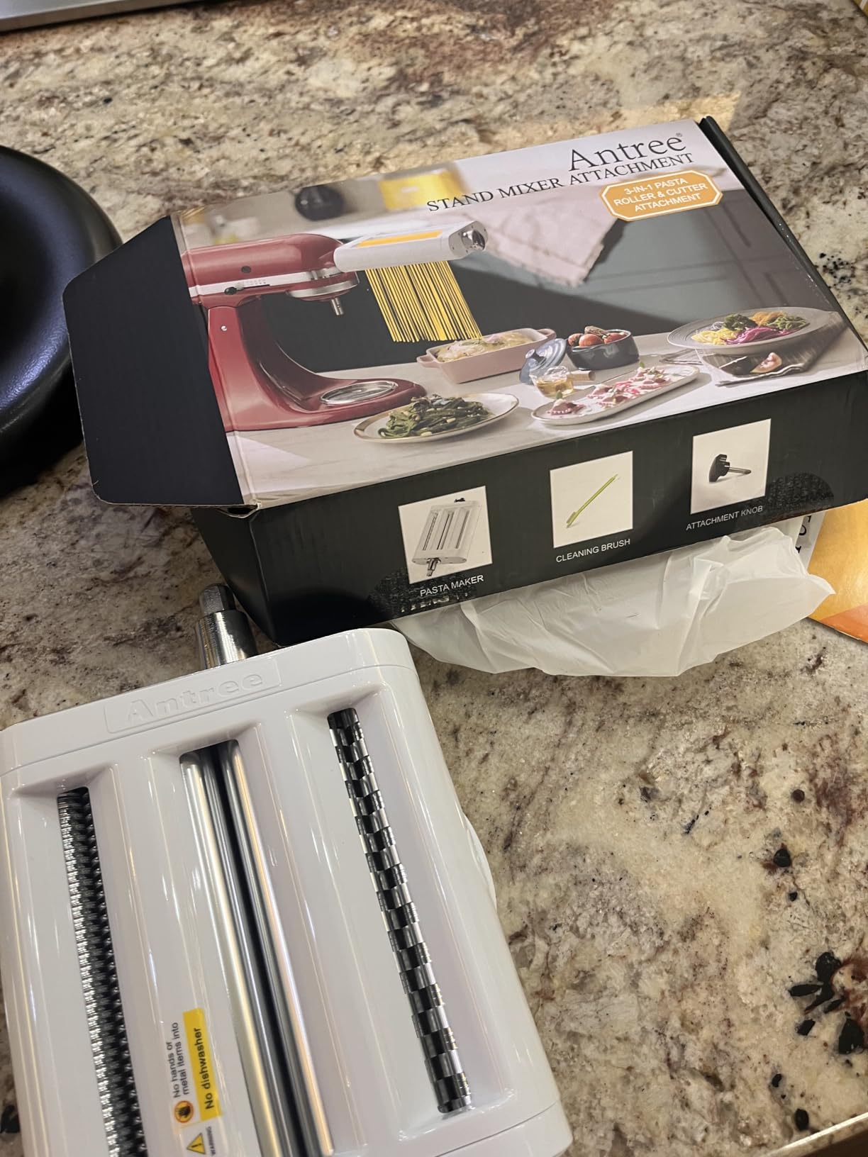 Antree Pasta Maker Attachment 3 in 1 Set for KitchenAid Stand Mixers Included Pasta Sheet Roller, Spaghetti Cutter, Fettuccine Cutter Maker Accessories and Cleaning Brush customer photo 1