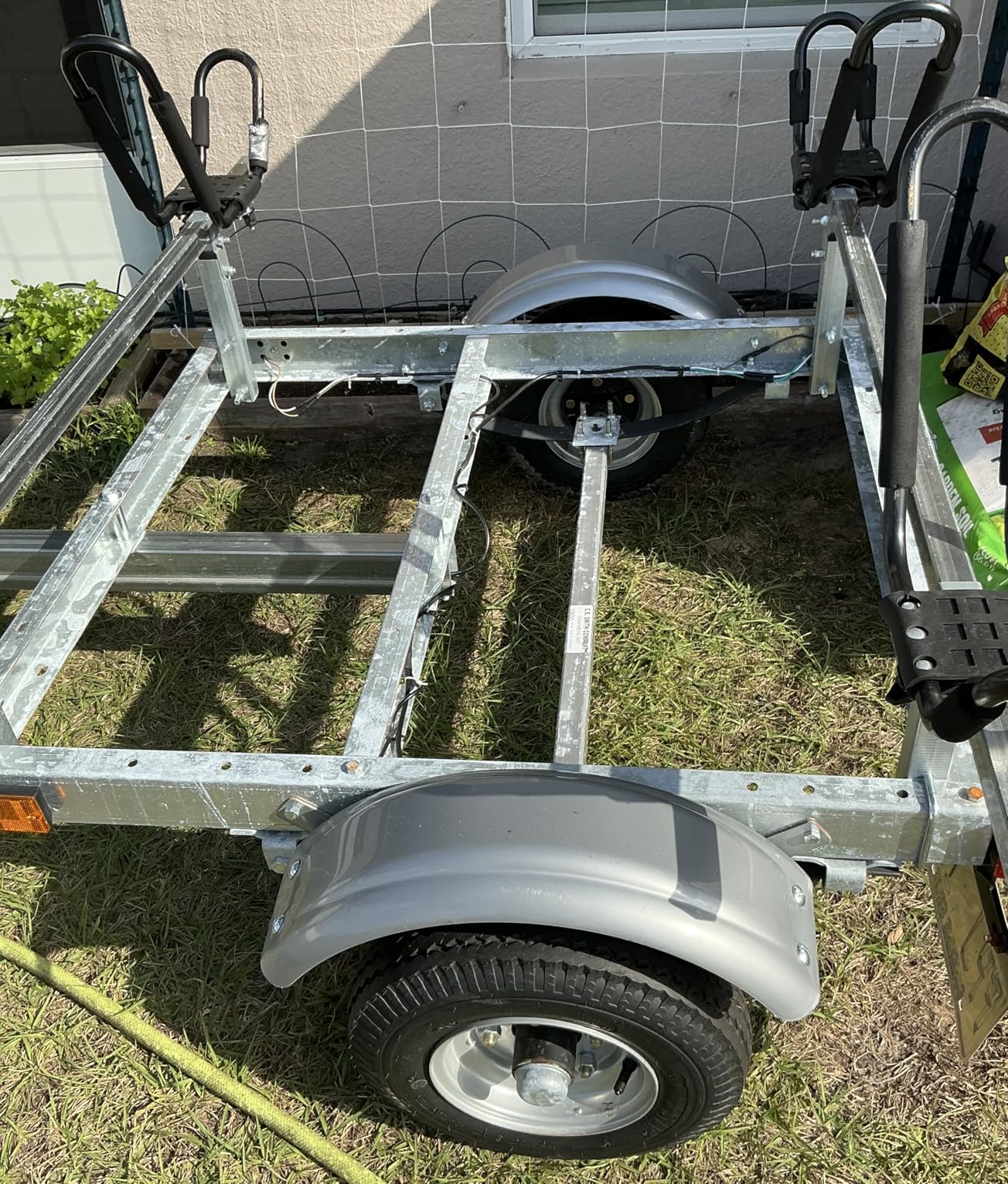 Malone MPG586XB EcoLight 1 Kayak Trailer with 1 Bunk Kayak Carrier | 14' / 400 lbs Capacity | Fully Submersible | Marine Grade Galvanized Steel Construction customer photo 1