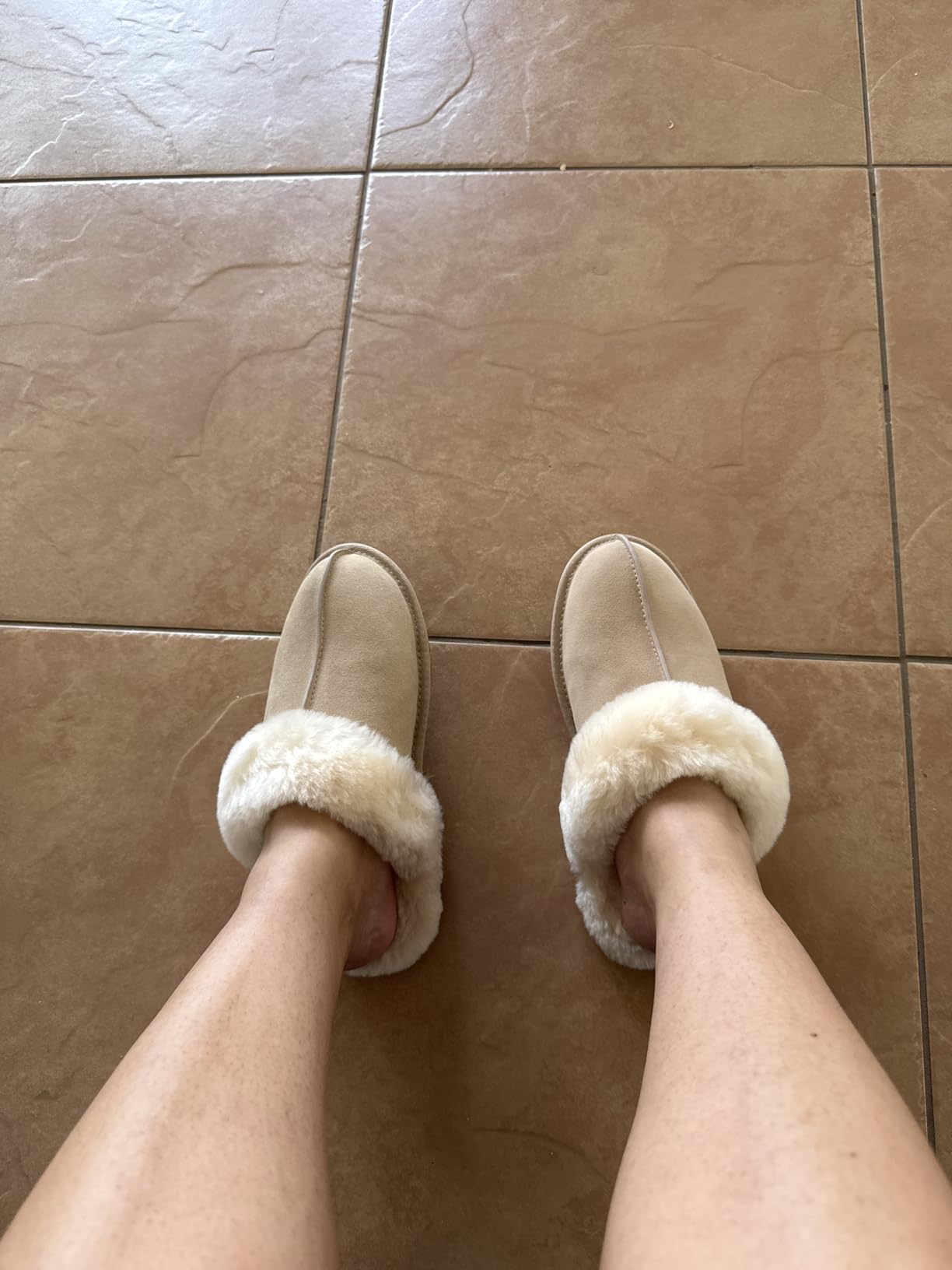 UGG Women's Scuffette II Slipper customer photo 1