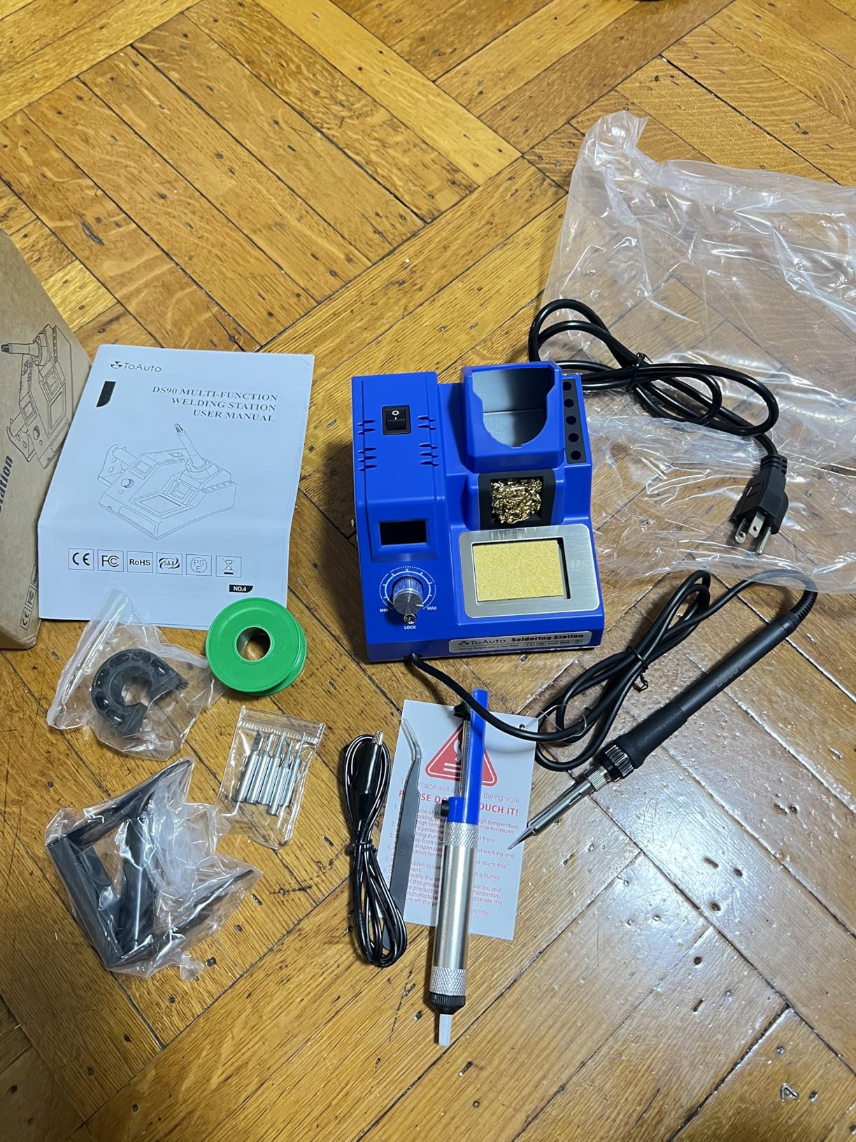 TOAUTO DS90 Soldering Station 90W Dual Digital Display customer photo 2