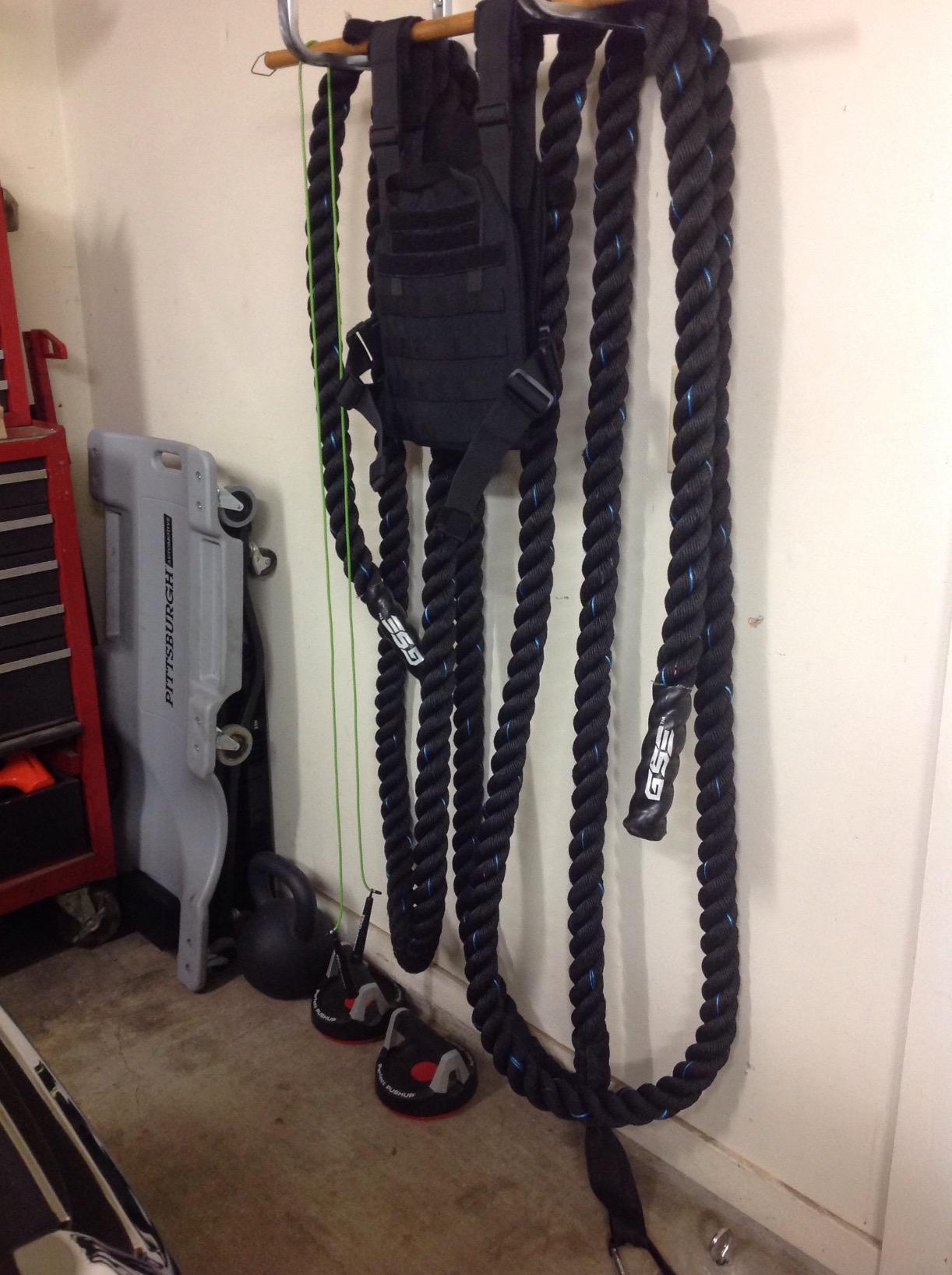 GSE Games & Sports Expert Gym Battle Rope, Heavy-Duty Workout Ropes for Indoor & Outdoor Workout, Exercise Rope for Strength Training - 30,40,50 Feet Lengths Available customer photo 2