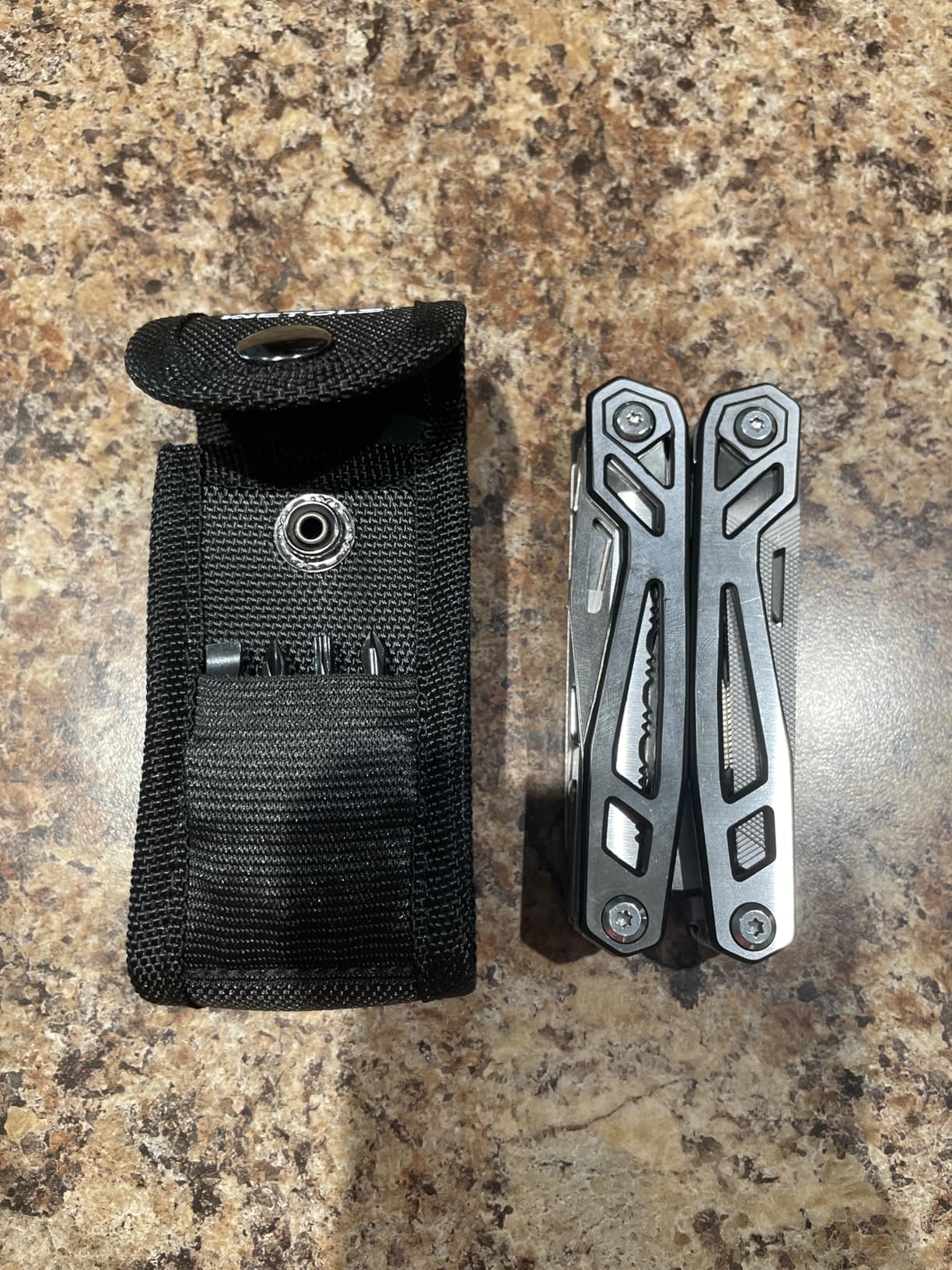 Multitool with Pocket Knife, Birthday Gifts for Men Women Mom Dad, WETOLS 21-in-1 Stainless Steel Pliers with Screwdrivers, Self-locking Multi tools with EDC Sheath, Ideal for Home, Camping, Survival customer photo 2