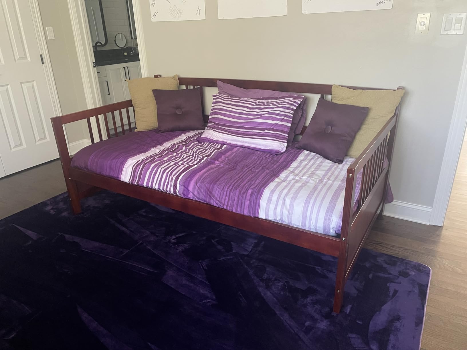 Giantex Twin Daybed Frame, Wooden Sofa Bed Guest Bed with Rails & Wood Slat Support, Dual-use Twin Size Platform Bed Frame for Living Room Bedroom, No Box Spring Needed, Cherry customer photo 1