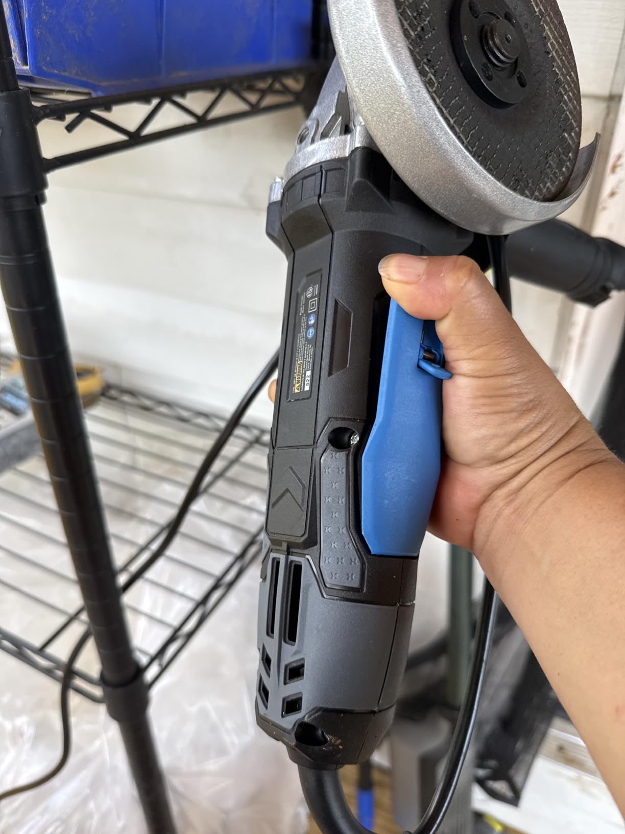 Hammerhead 6-Amp 4-1/2 Inch Angle Grinder with 3 pcs Grinding Wheel - HAAG060 customer photo 2