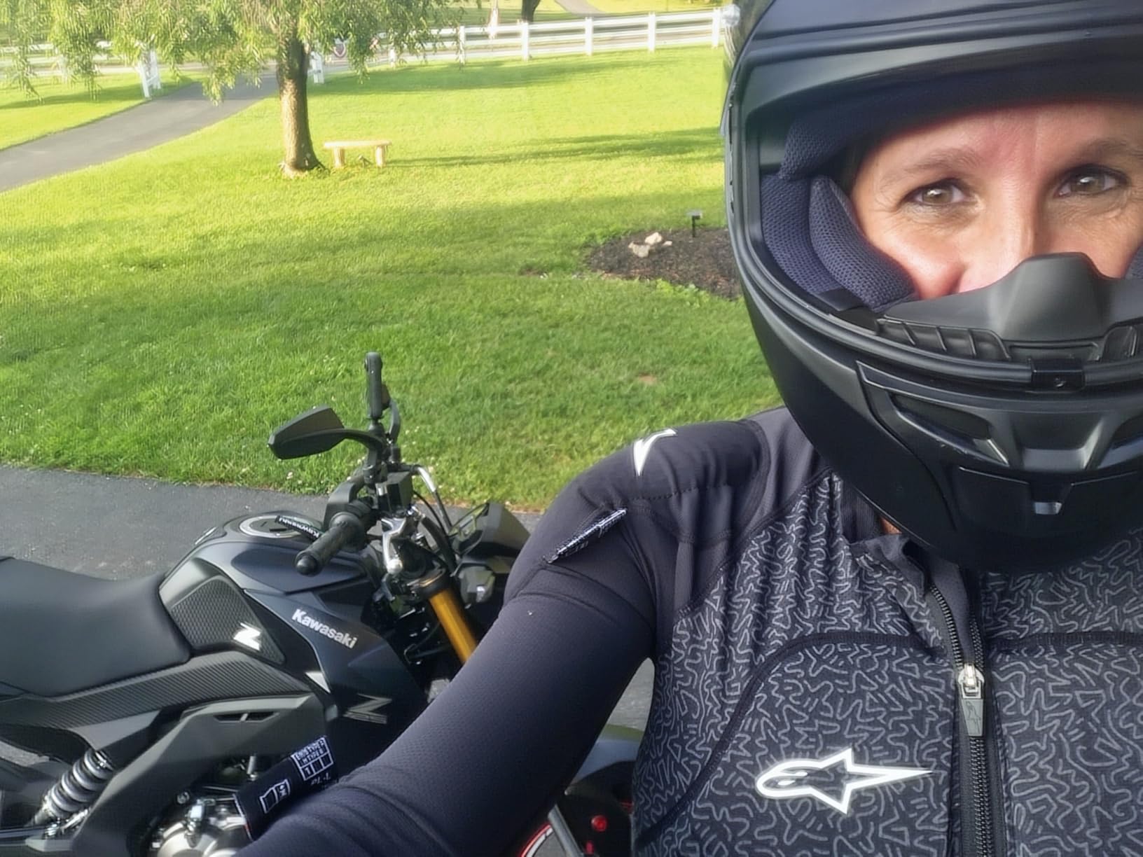 HJC i10 PLUS Solid Natural Motorcycle Helmet, DOT Approved customer photo 2