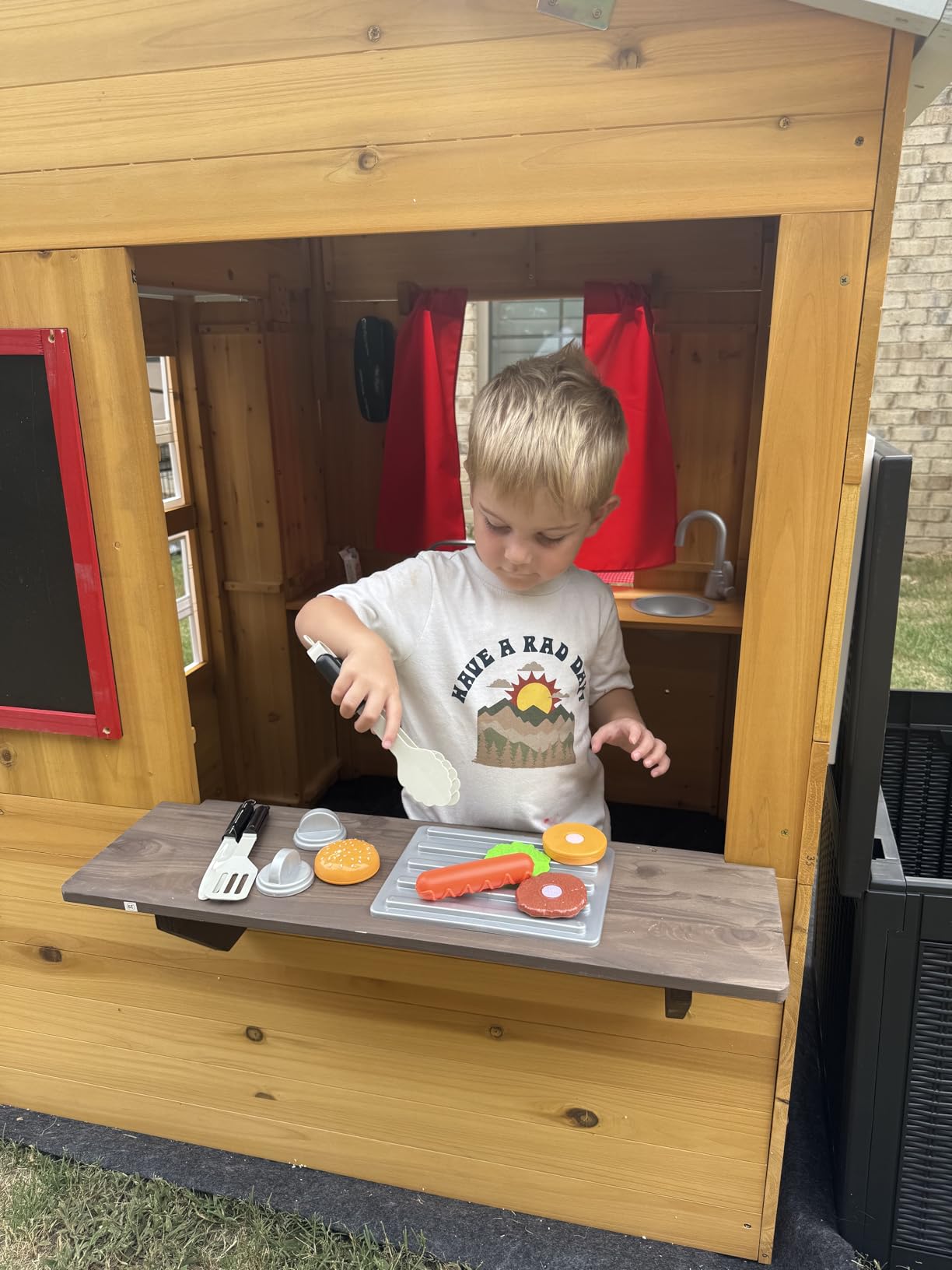 KidKraft Modern Outdoor Wooden Playhouse with Picnic Table, Mailbox and Outdoor Grill, White customer photo 2