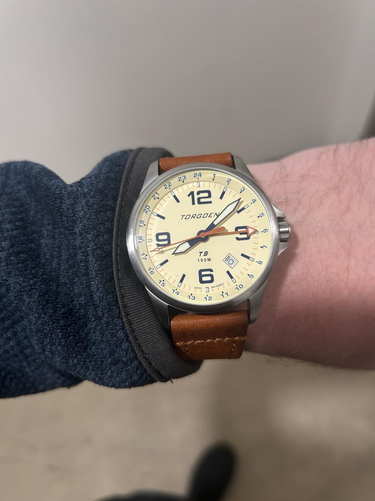 Torgoen T9 Cream GMT Pilot Watch for Men, Swiss Quartz, Mineral Crystal with Vintage Brown Leather Strap customer photo 2