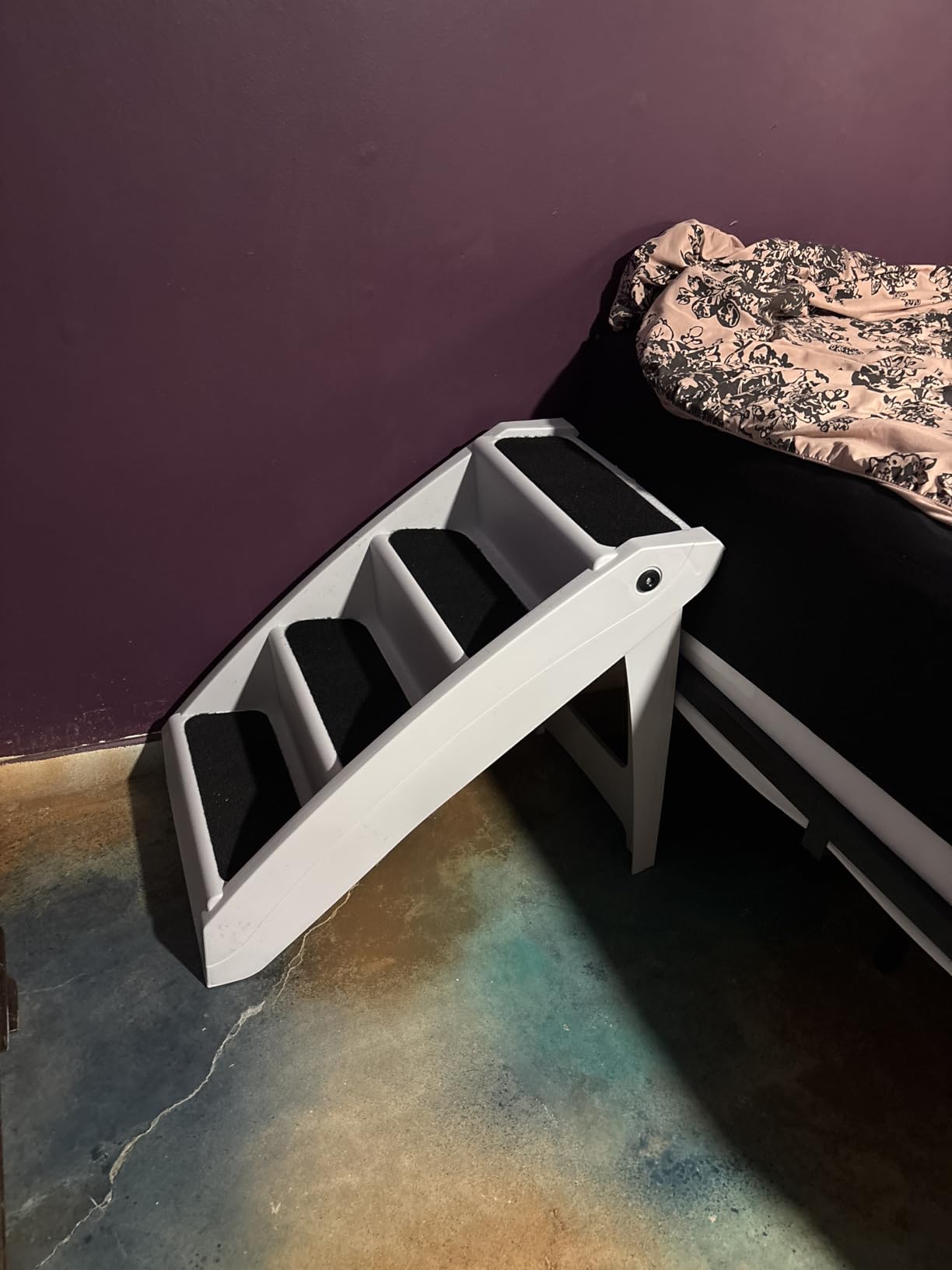 PetSafe CozyUp Folding Dog Stairs, Portable Indoor/Outdoor Pet Steps for Bed & Couch, Grey, 25 Inch customer photo 1