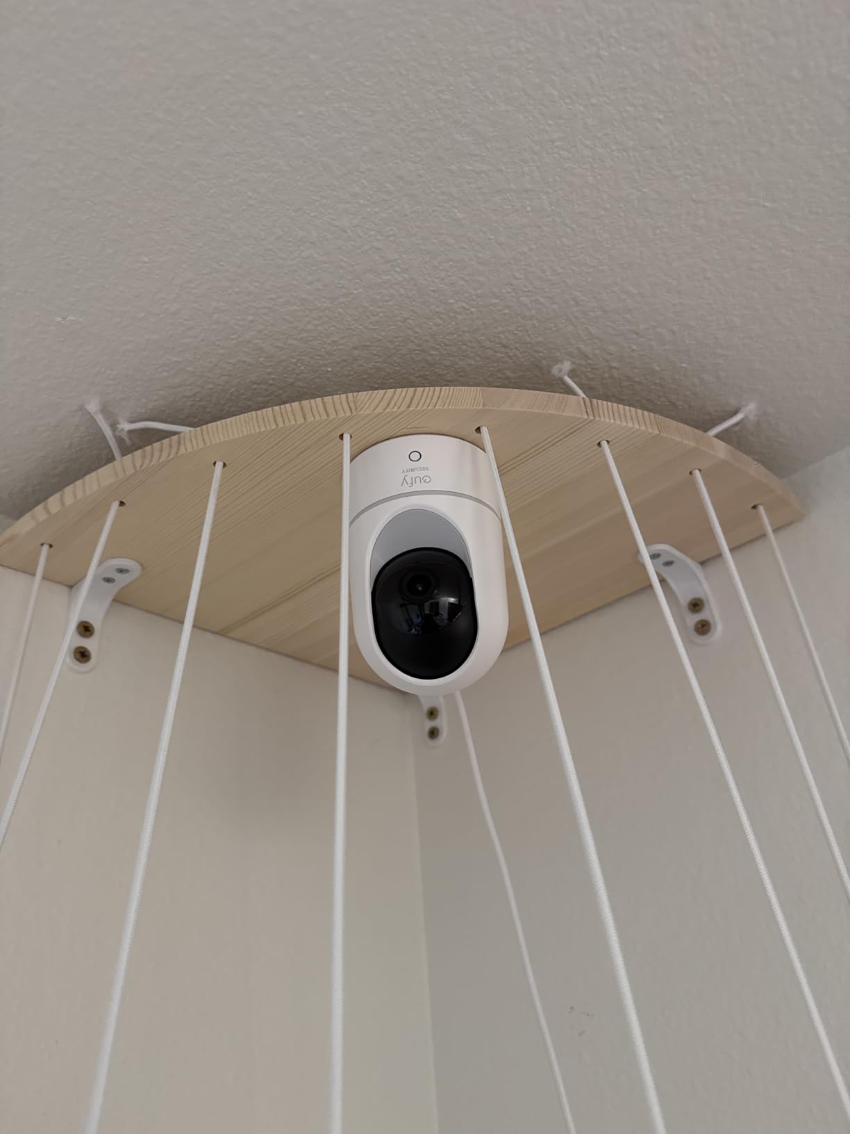 eufy Security Indoor Cam E220, Camera for home Security, Pan & Tilt, Dog/Pet Camera, 2K Wi-Fi Plug-in, Motion Tracking&Alerts, Night Vision, HomeBase 3/Mini/Prof S1 Compatible, Voice Assistant Support customer photo 2