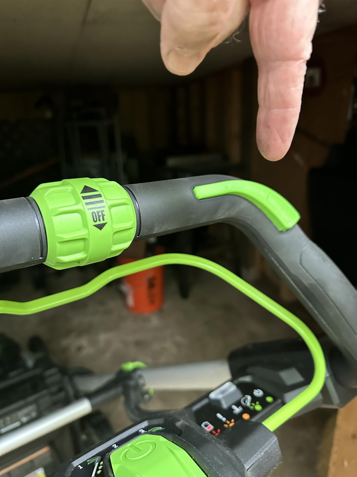 EGO POWER+ Electric Lawn Mower, Self-Propelled Cordless with Select Cut and Touch Drive, Includes 56V 7.5Ah Battery and Rapid Charger - LM2135SP customer photo 2