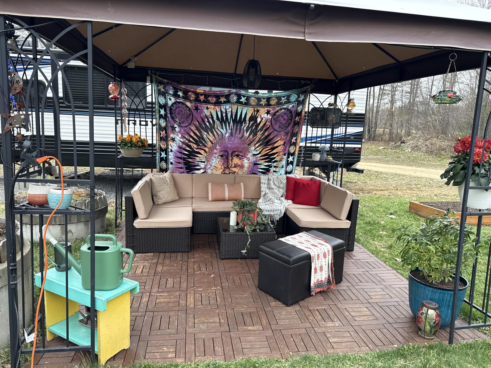 Vongrasig 5 Piece Patio Furniture Sets, Outdoor Patio Set Sectional Sofa, All-Weather PE Rattan Outdoor Couch with Ottoman, Glass Table for Garden, Backyard, Porch, Beige customer photo 1