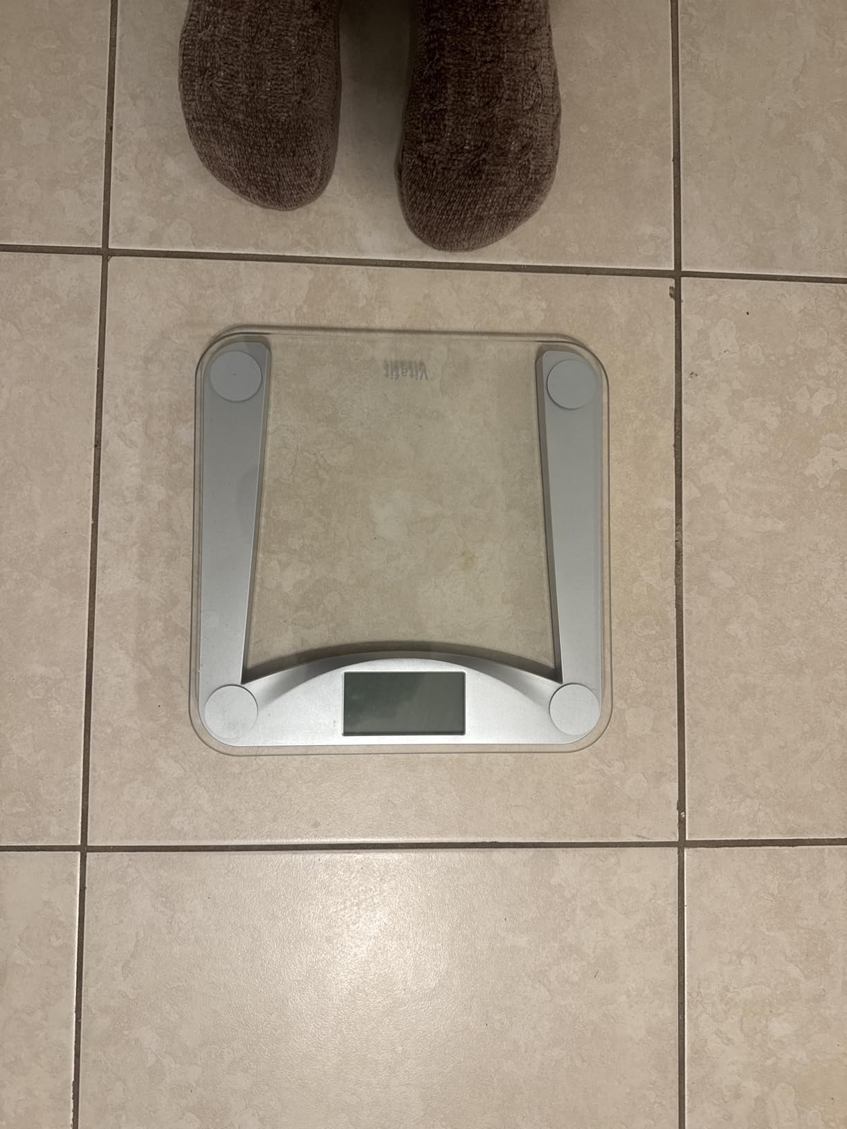 Vitafit Digital Bathroom Weight Scale for Body Weight, High Accuracy Assured by Weighing Professional Since 2001, Extra Large Blue Backlit LCD and Step-On, 400lb/182kg, Clear Glass customer photo 1