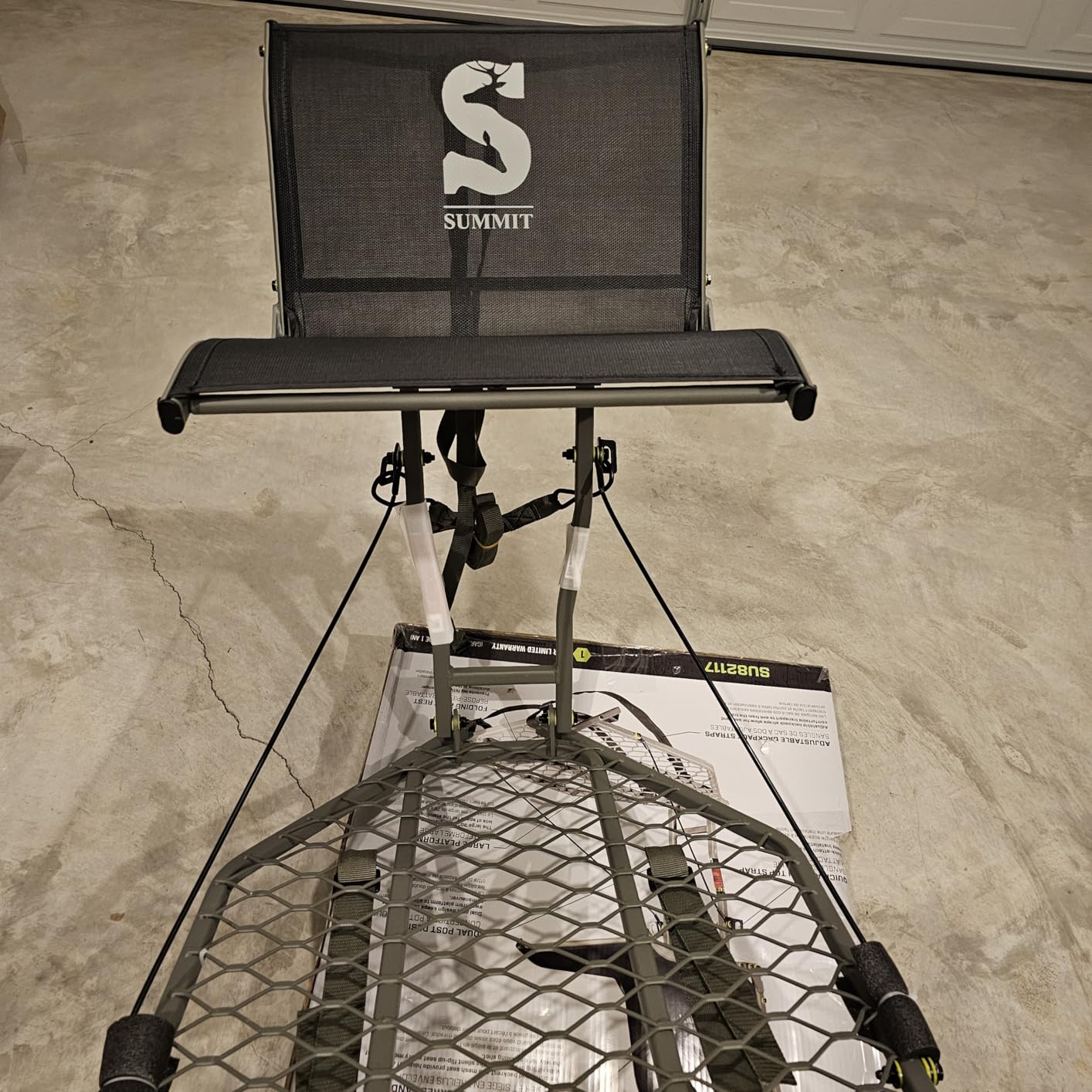 Summit Treestands Ledge XT Hang-on Tree Stand | Lightweight | Folding Comfort-Mesh Seat (SU82117), Black customer photo 2