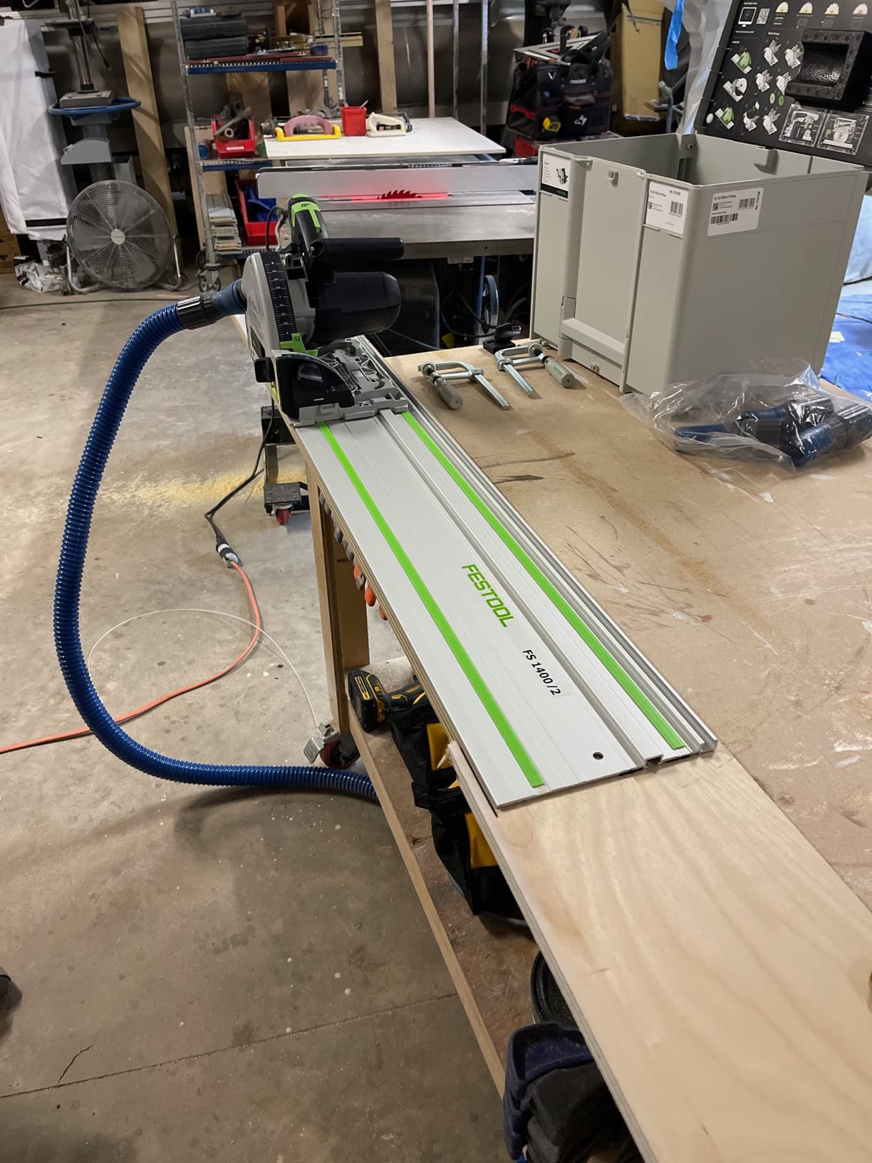 Festool Plunge-Cut Track Saw TS 55 FEQ-F-Plus-FS with 55-Inch (1400mm) Guide Rail customer photo 2